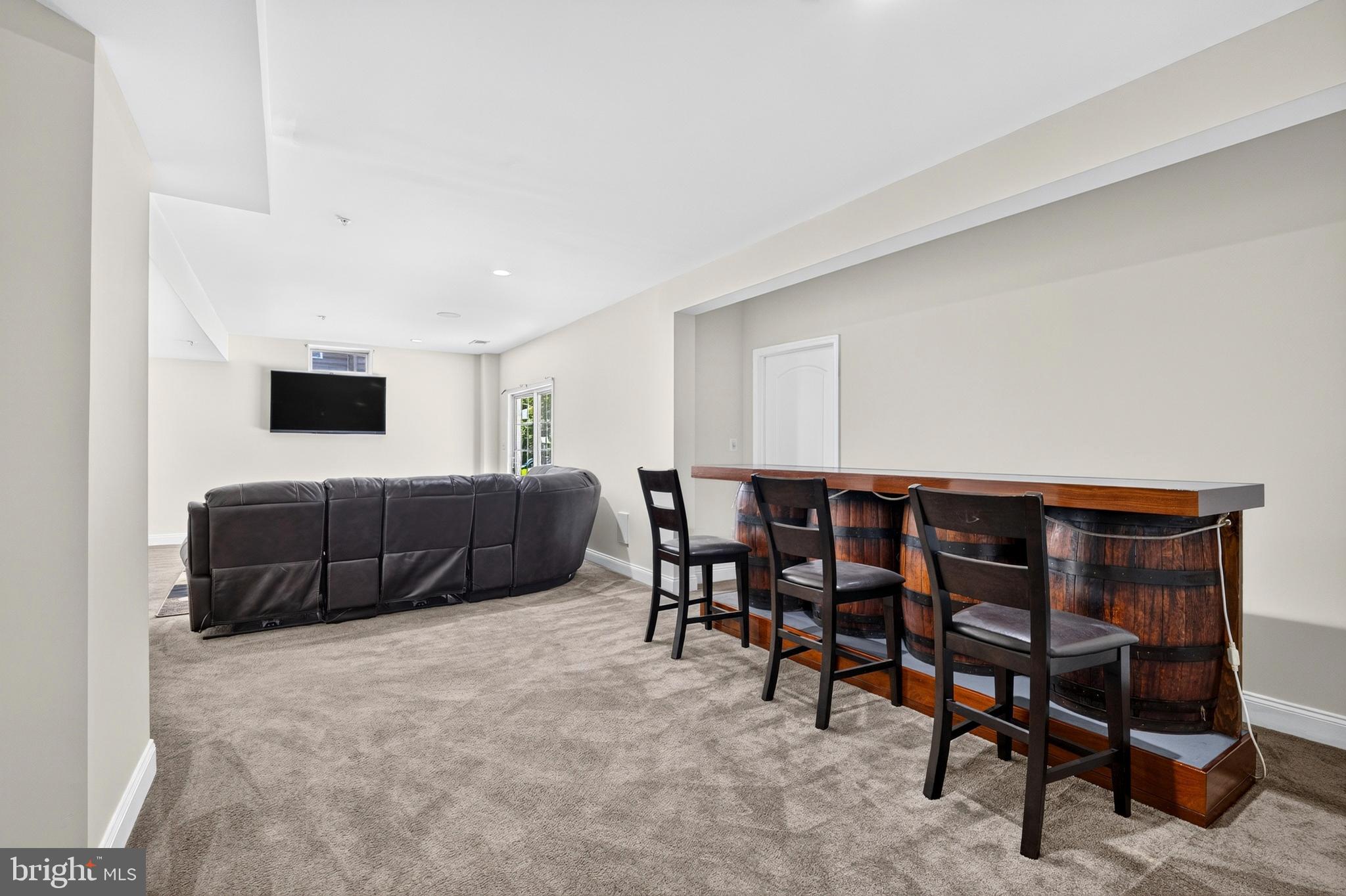 MARLBORO RIDGE - Residential