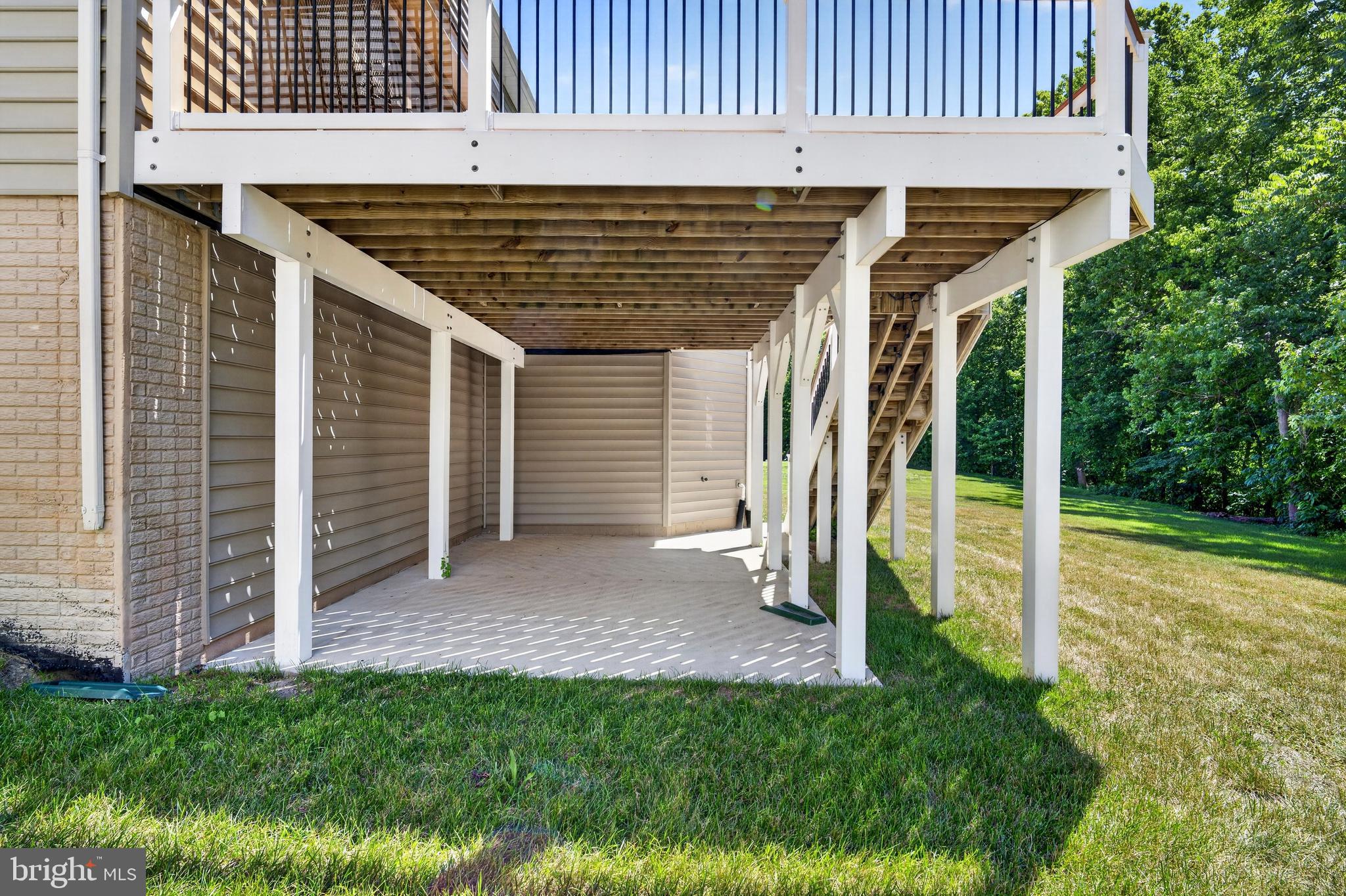 MARLBORO RIDGE - Residential