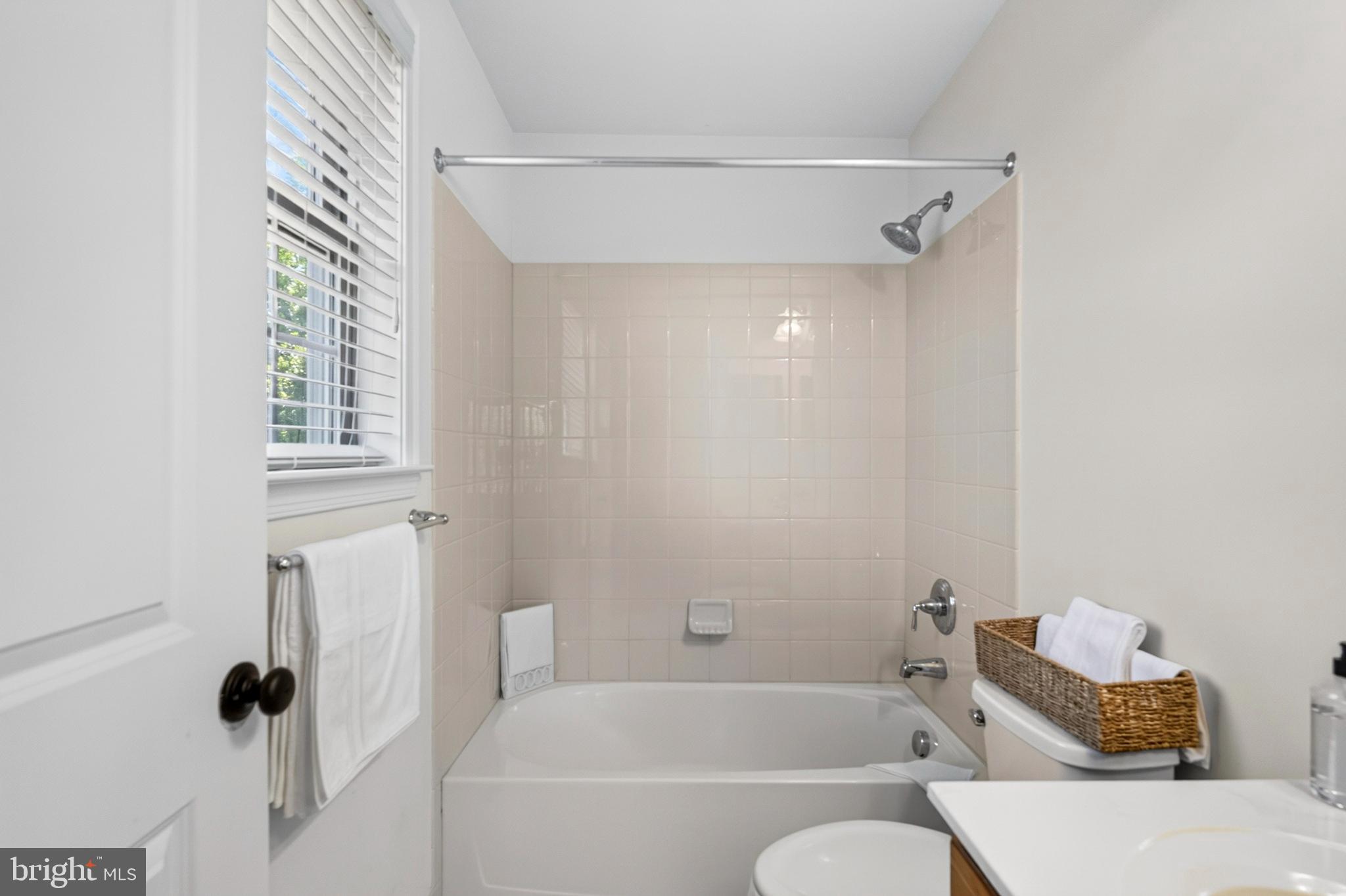 MARLBORO RIDGE - Residential