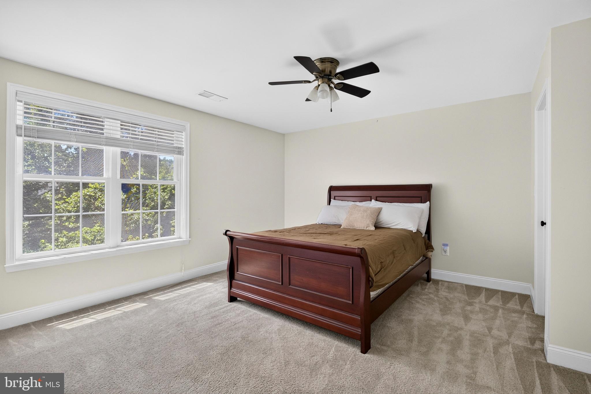 MARLBORO RIDGE - Residential