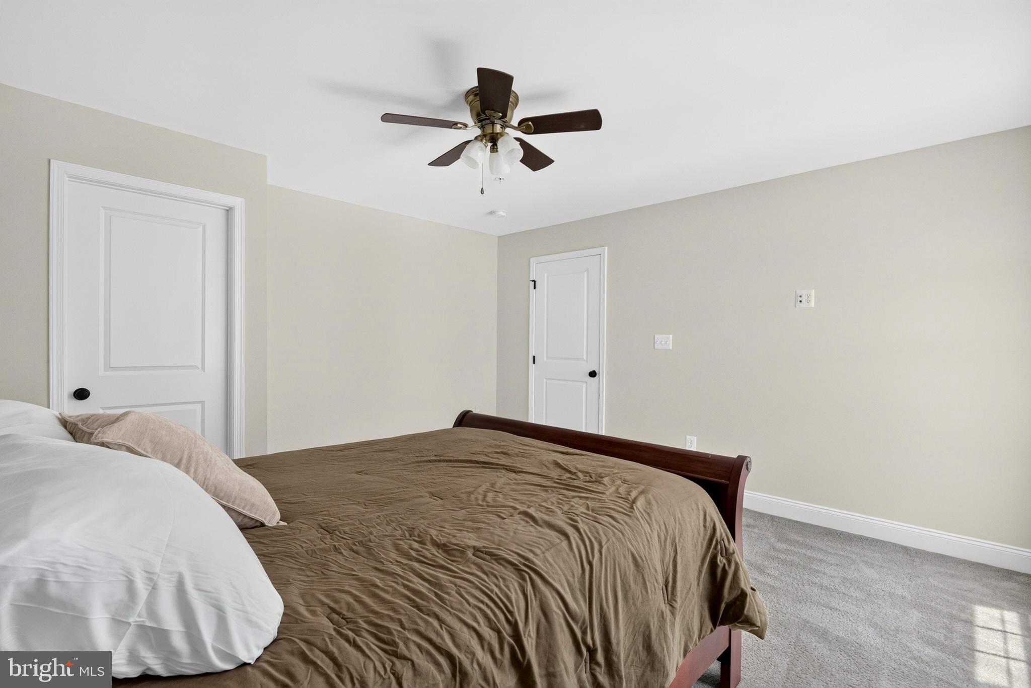 MARLBORO RIDGE - Residential