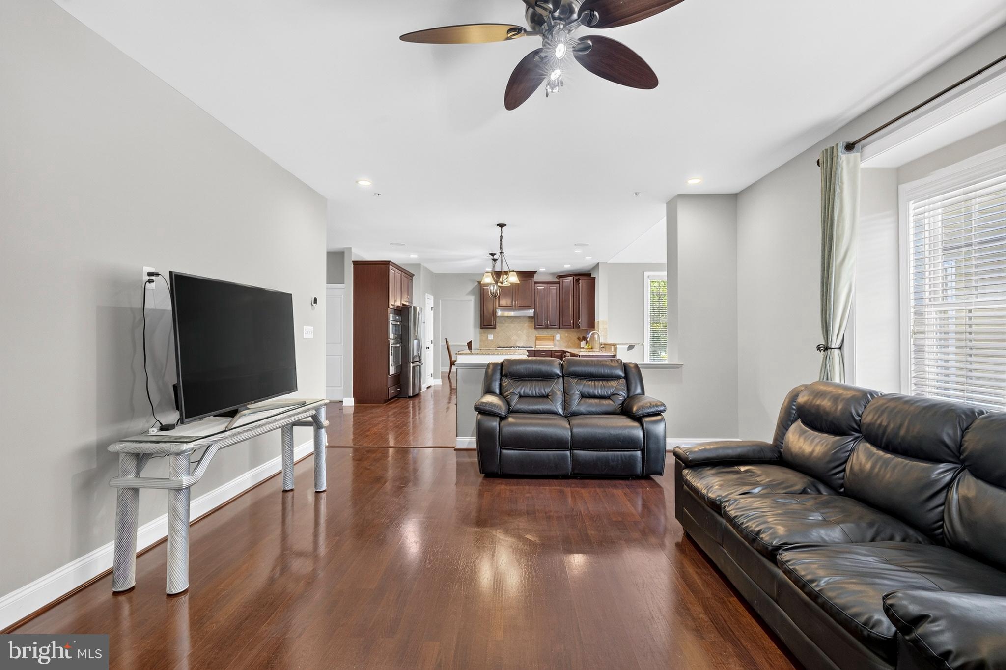 MARLBORO RIDGE - Residential