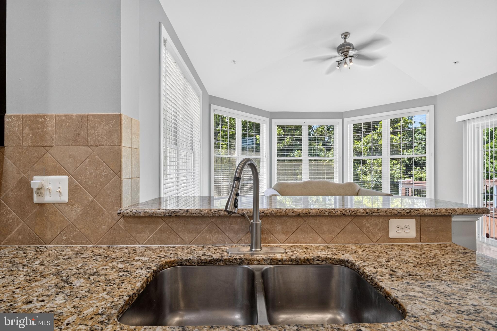 MARLBORO RIDGE - Residential