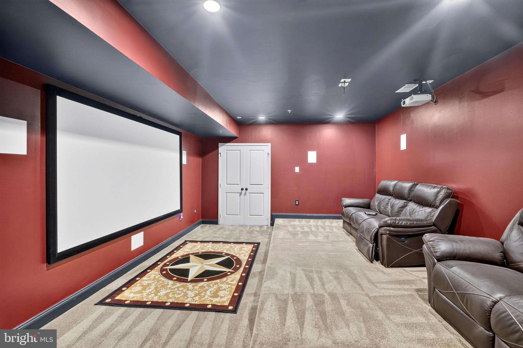 MARLBORO RIDGE - Residential