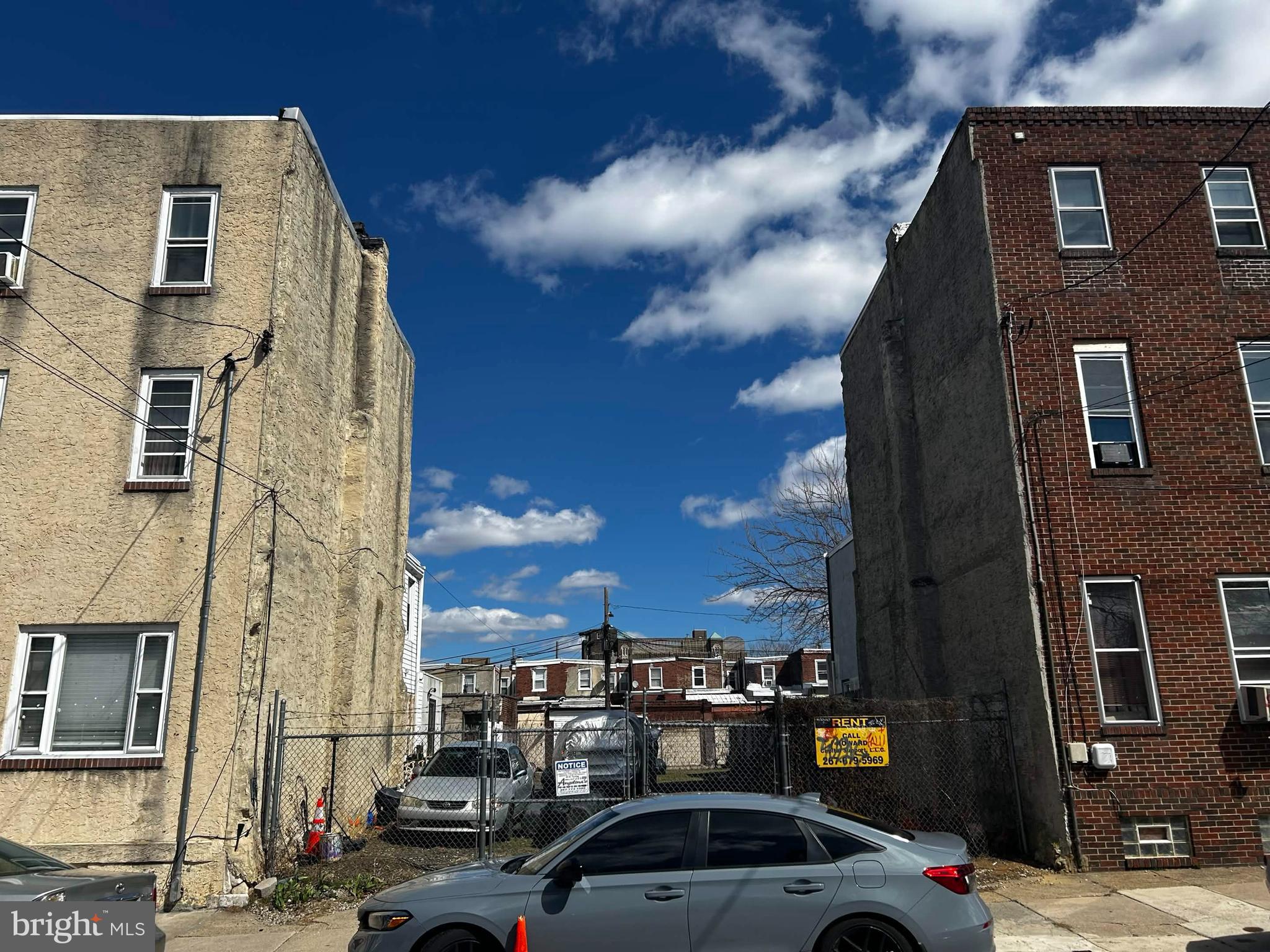 PORT RICHMOND - Land