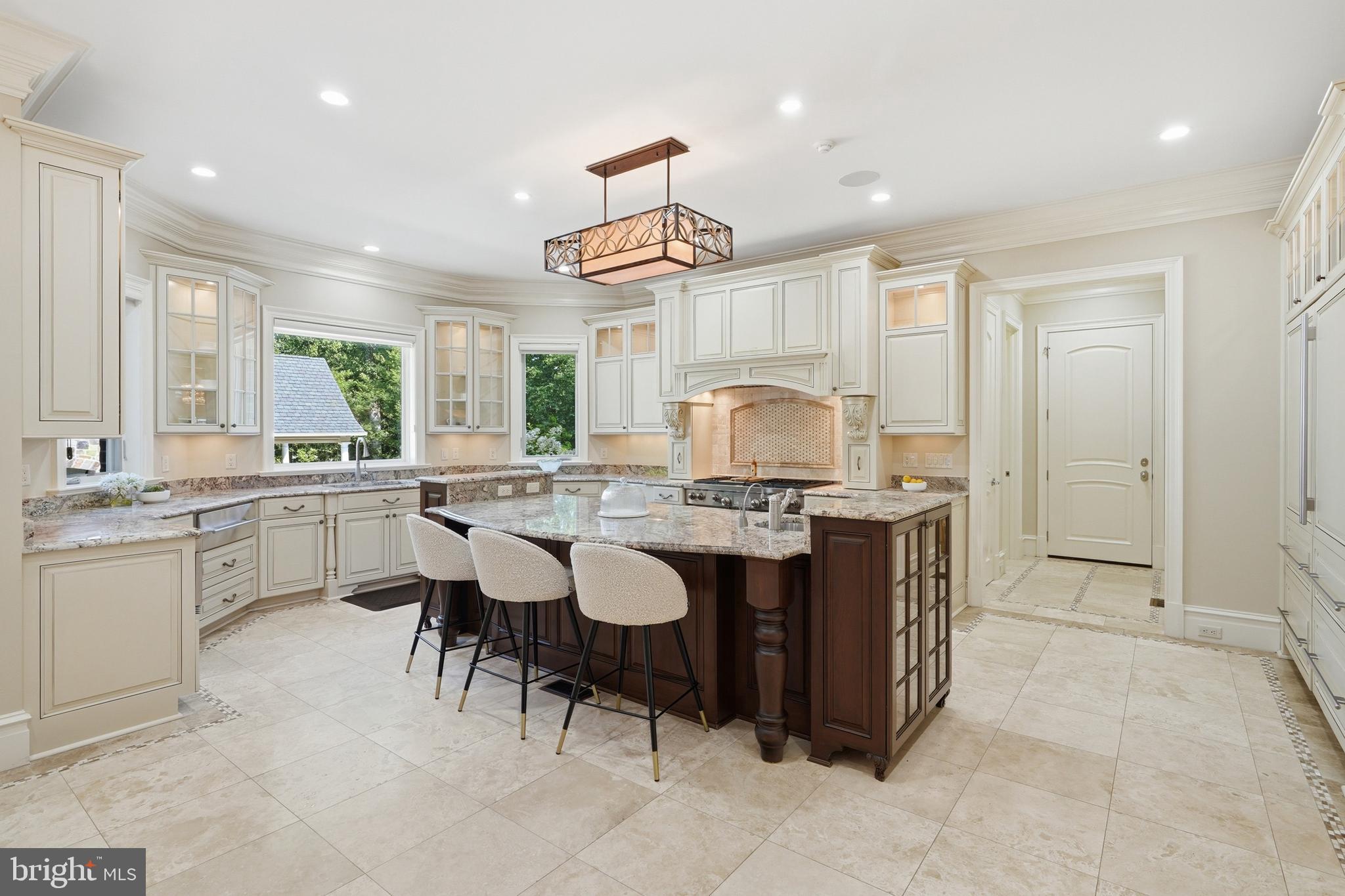 WOODSIDE ESTATES - Residential