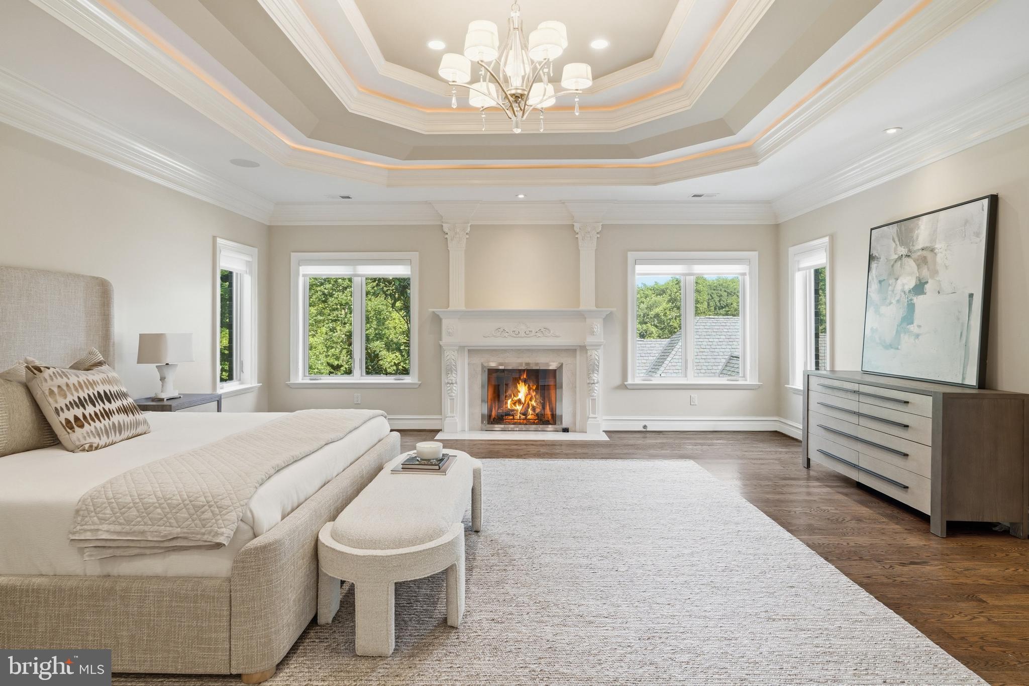 WOODSIDE ESTATES - Residential