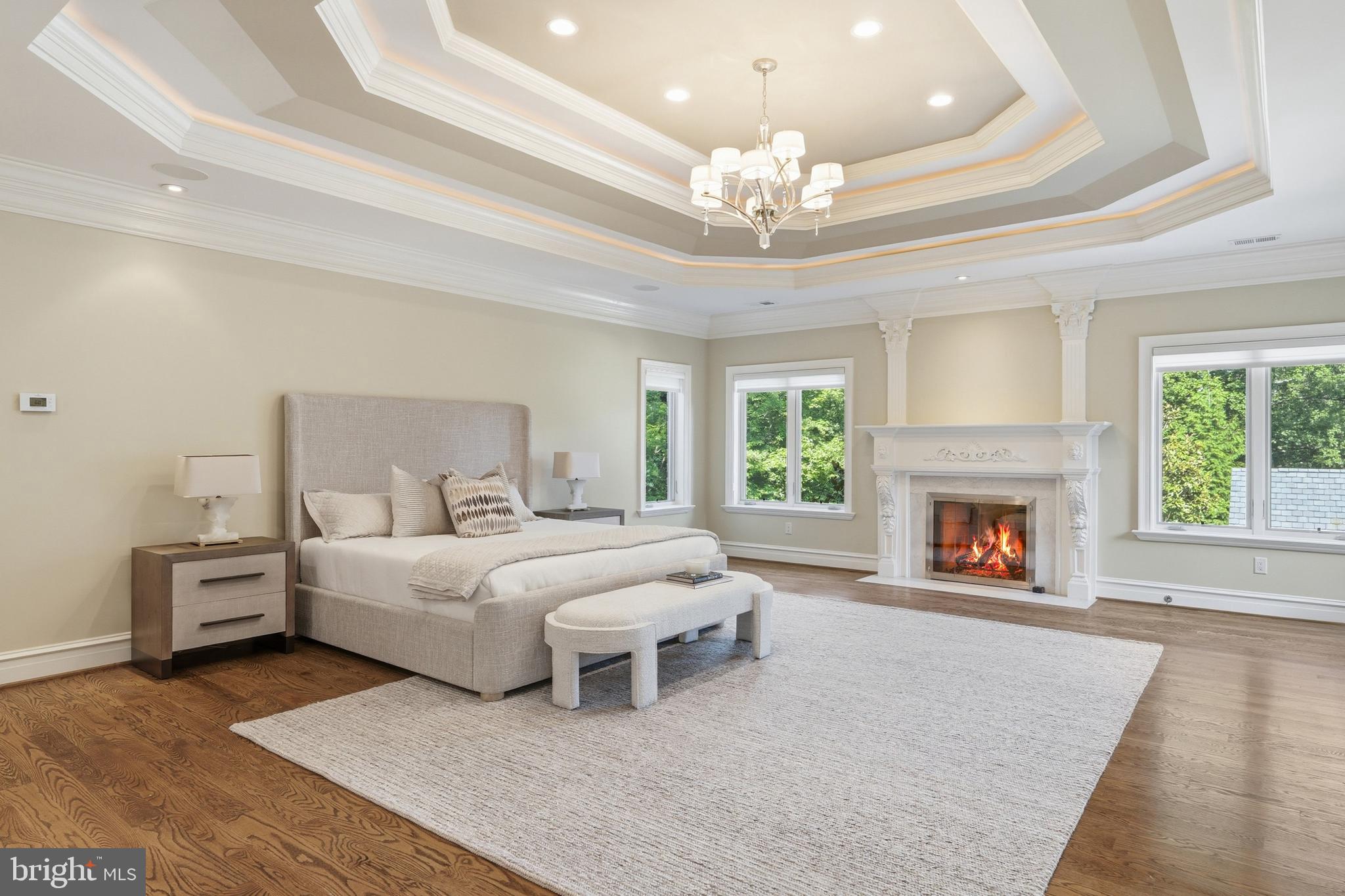 WOODSIDE ESTATES - Residential