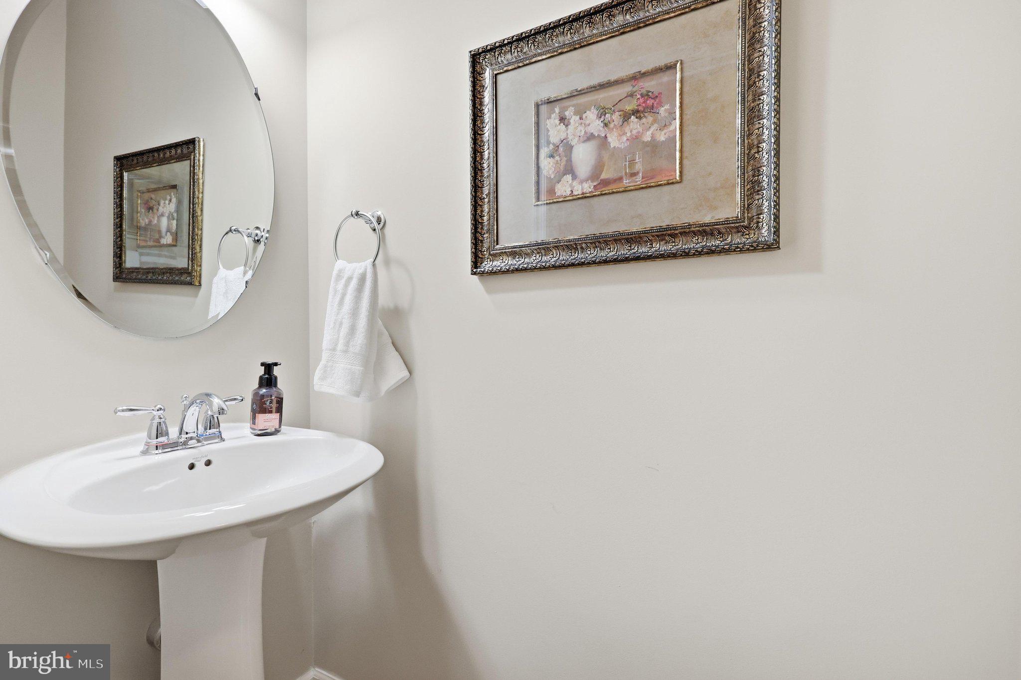 SIGNATURE CLUB AT GREENVIEW - Residential