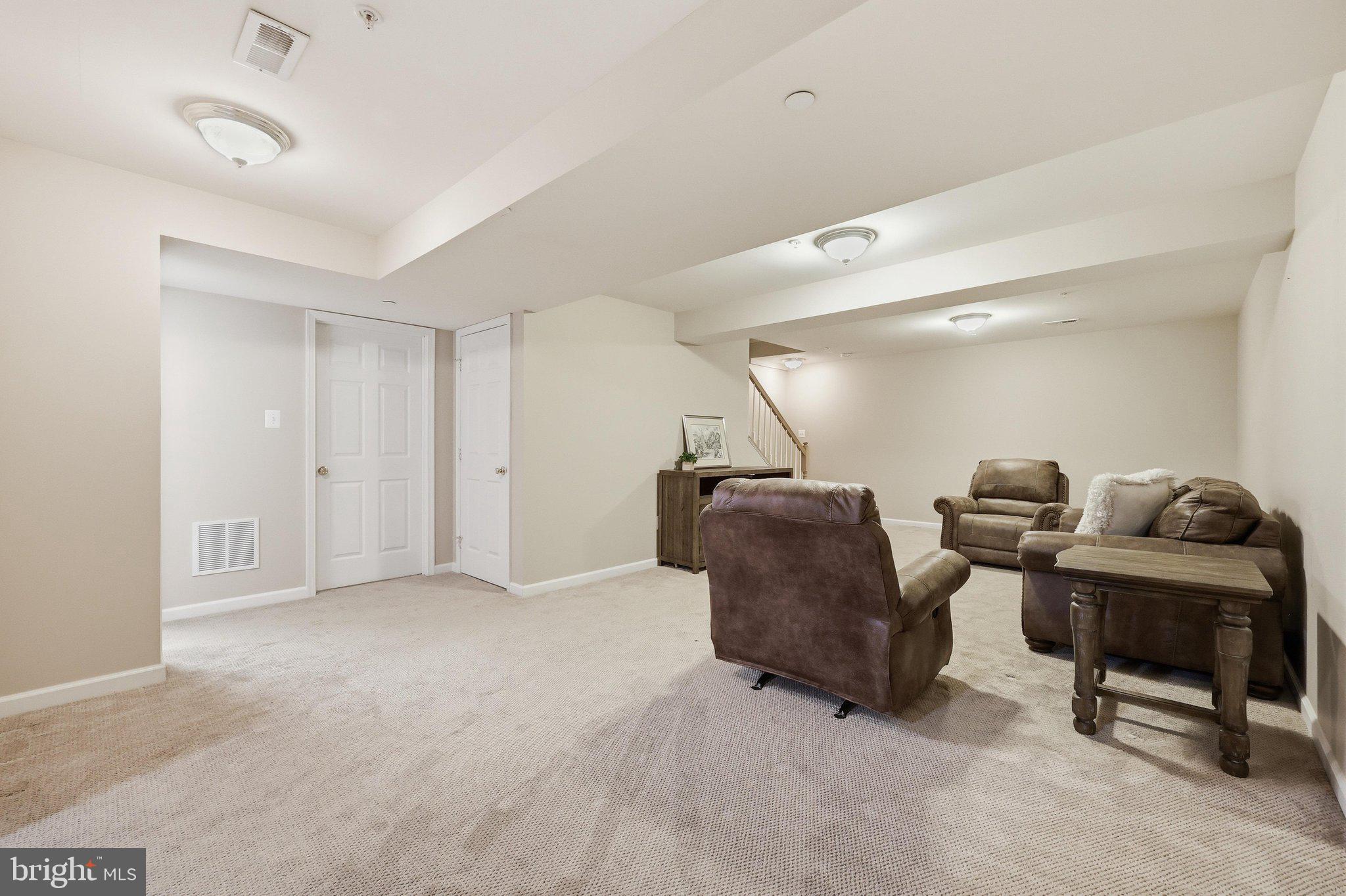 SIGNATURE CLUB AT GREENVIEW - Residential