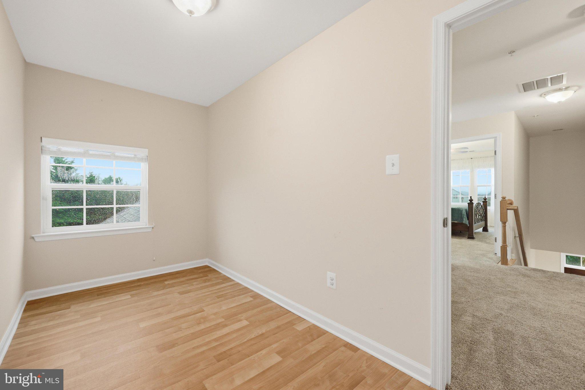 SIGNATURE CLUB AT GREENVIEW - Residential