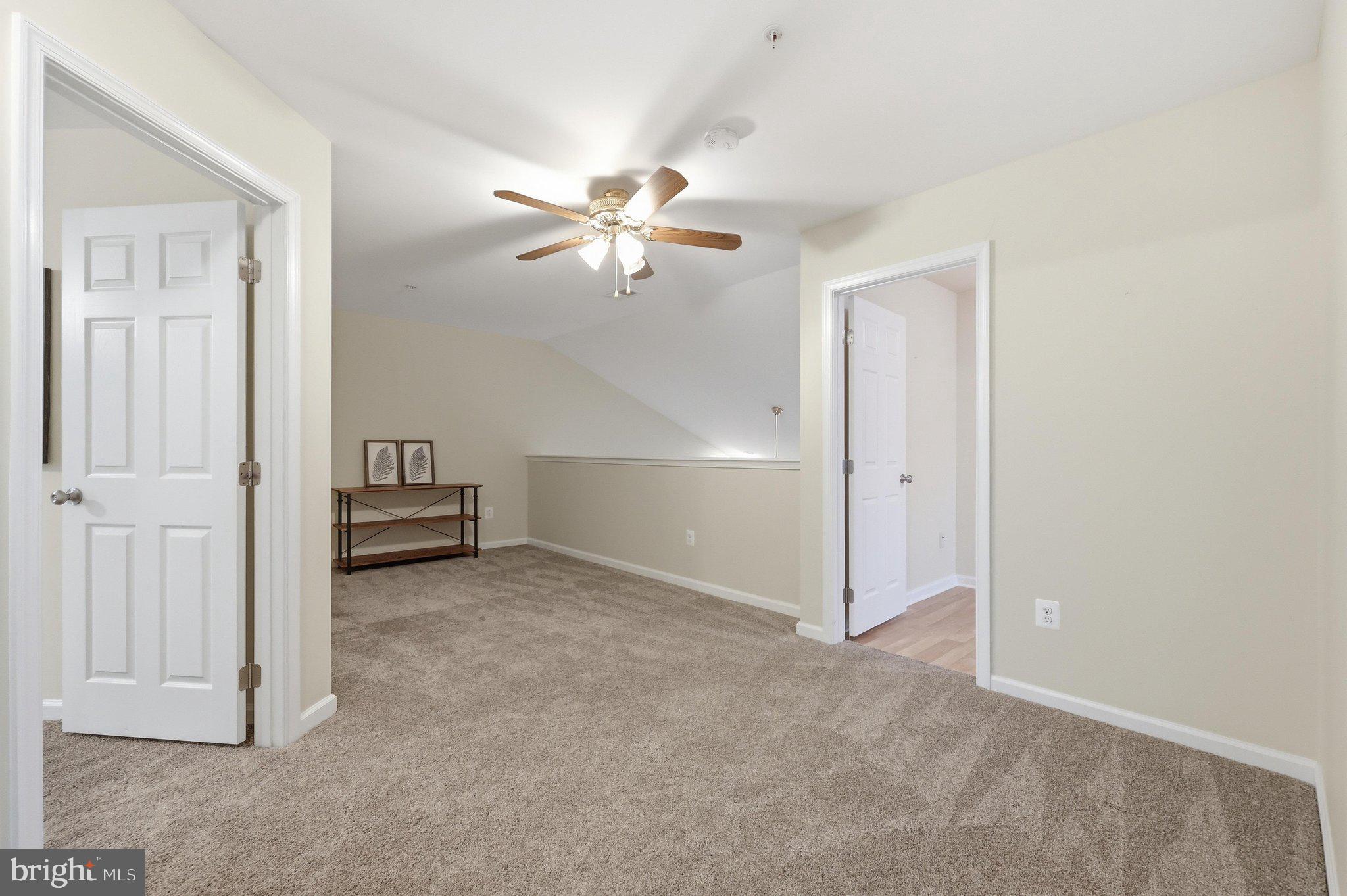 SIGNATURE CLUB AT GREENVIEW - Residential