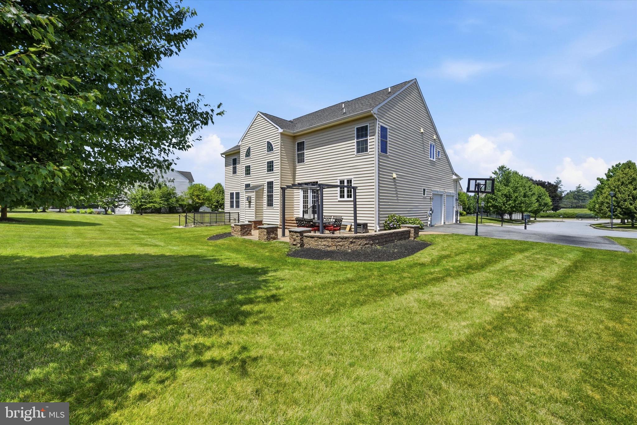 TRIMBLE MILL ESTATES - Residential