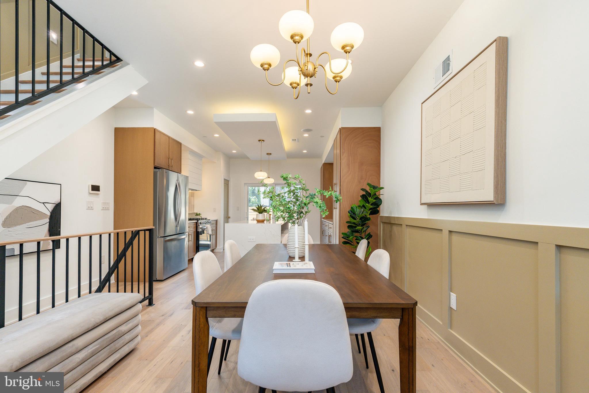 DICKINSON NARROWS - Residential