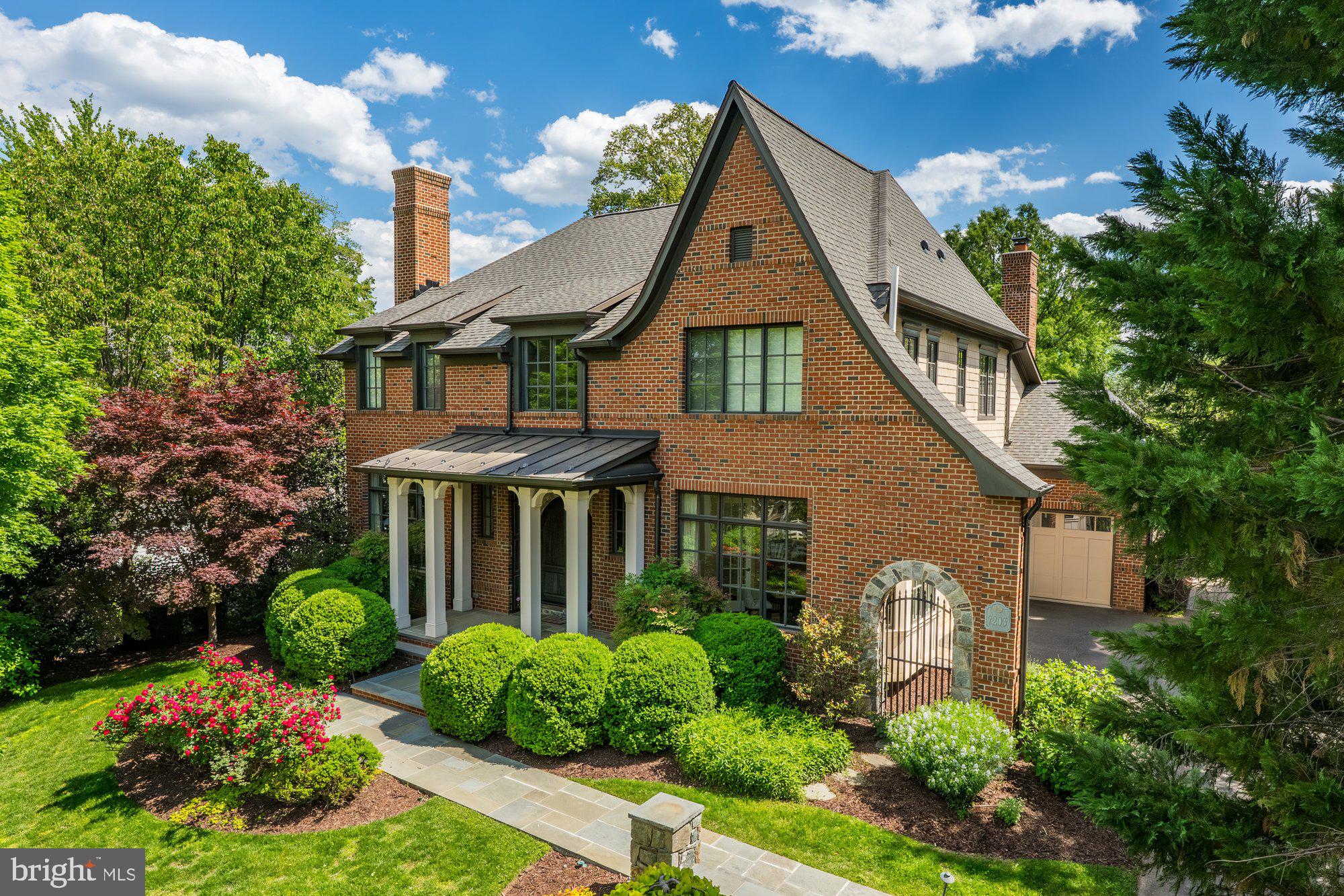 OLD DOMINION GARDENS - Residential