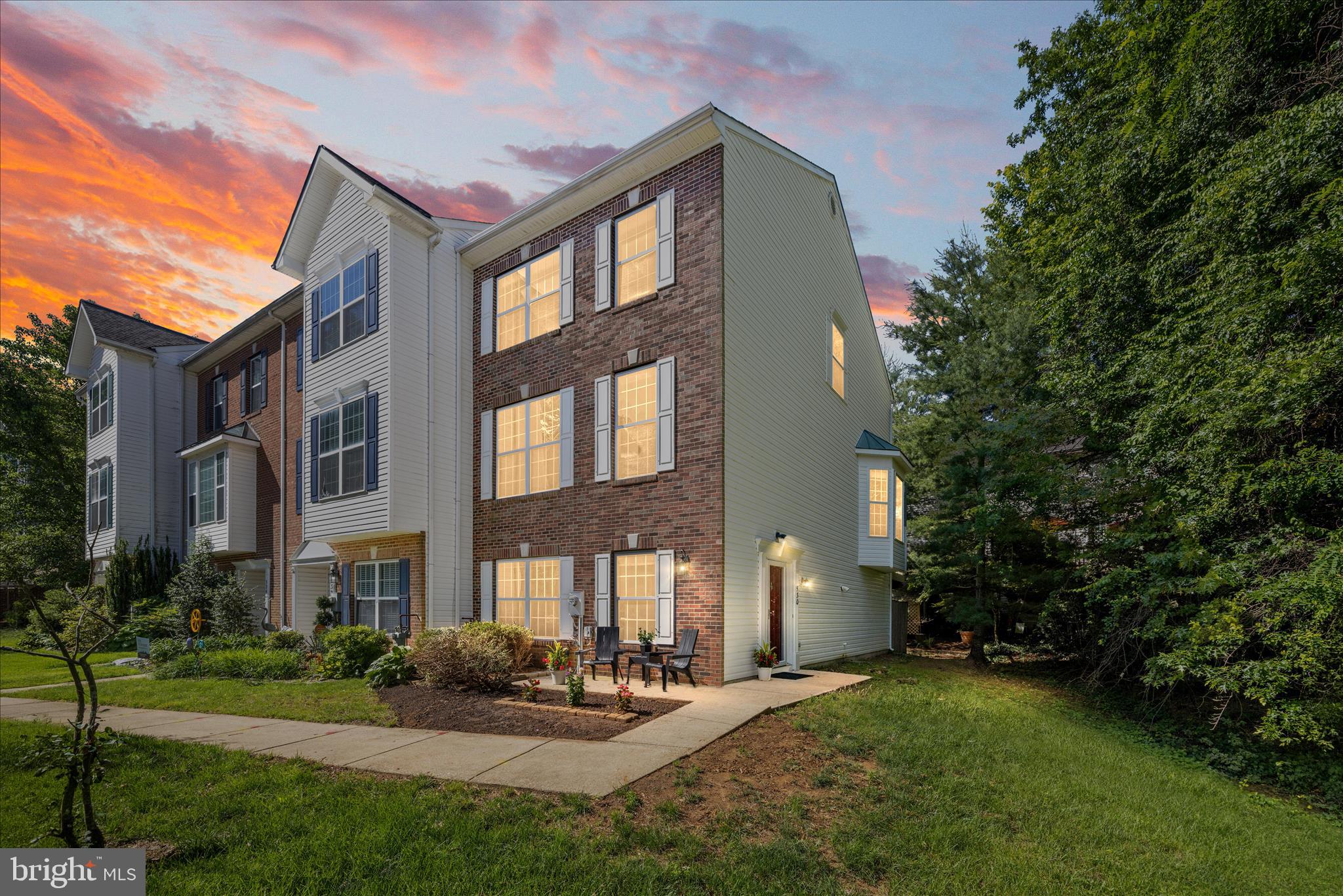 Two Open House Opportunities - Friday, June 5th: 5:00pm-7:00pm, Saturday, June 6th: 3:00pm-5:00pm  Welcome home to 530 Samuel Chase Way — a fantastic end-unit townhome in the heart of Tidewater Colony! Centrally located just outside Annapolis city limits with quick access to US-50, you're minutes from Downtown Annapolis, the Annapolis Mall, and Parole Towne Center. The community's many amenities such as walking trails, playgrounds, tennis court, clubhouse, outdoor pool, and fitness center are all included in the relatively low condo fee. 
This three-level home impresses from the moment you walk in. The ground level features a spacious bedroom, full bath, and family room with a wet bar, which could also double as a guest suite, home office, or rec space. Head upstairs to the main living area, where a beautiful kitchen with quartz countertops, freshly painted cabinets, and stainless steel appliances takes center stage. The adjoining dining area is flooded with natural light from windows on two sides, and the generous living room is ideal for entertaining. Step outside to the large deck for warm-weather gatherings. A convenient half bath rounds out this level.The third floor hosts two large bedrooms — one with an ensuite bath and the other with a dedicated hallway bath — plus conveniently located laundry. As an end unit, oversized windows on three sides bring in exceptional natural light. 
Recent updates: Stove (2025) · Water Heater (2023) · Roof (2022) · Quartz Countertops (2021) · Refinished Hardwood Floors in Kitchen/Dining and Engineered Hardwood in Living Room (2021) · Furnace (2019) · A/C Compressor (2017) Seller is purchasing a buyer home warranty through CINCH Home Services. Schedule your tour today and come experience living in Tidewater Colony!