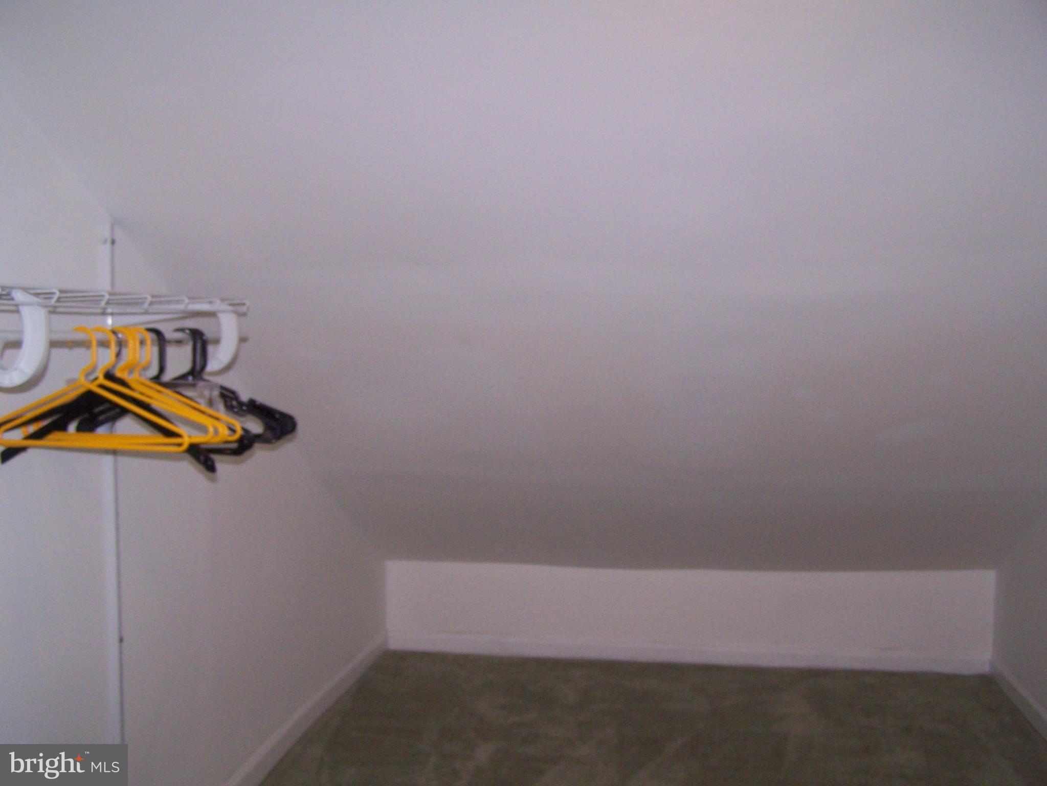 WOODSIDE PARK - Residential Lease