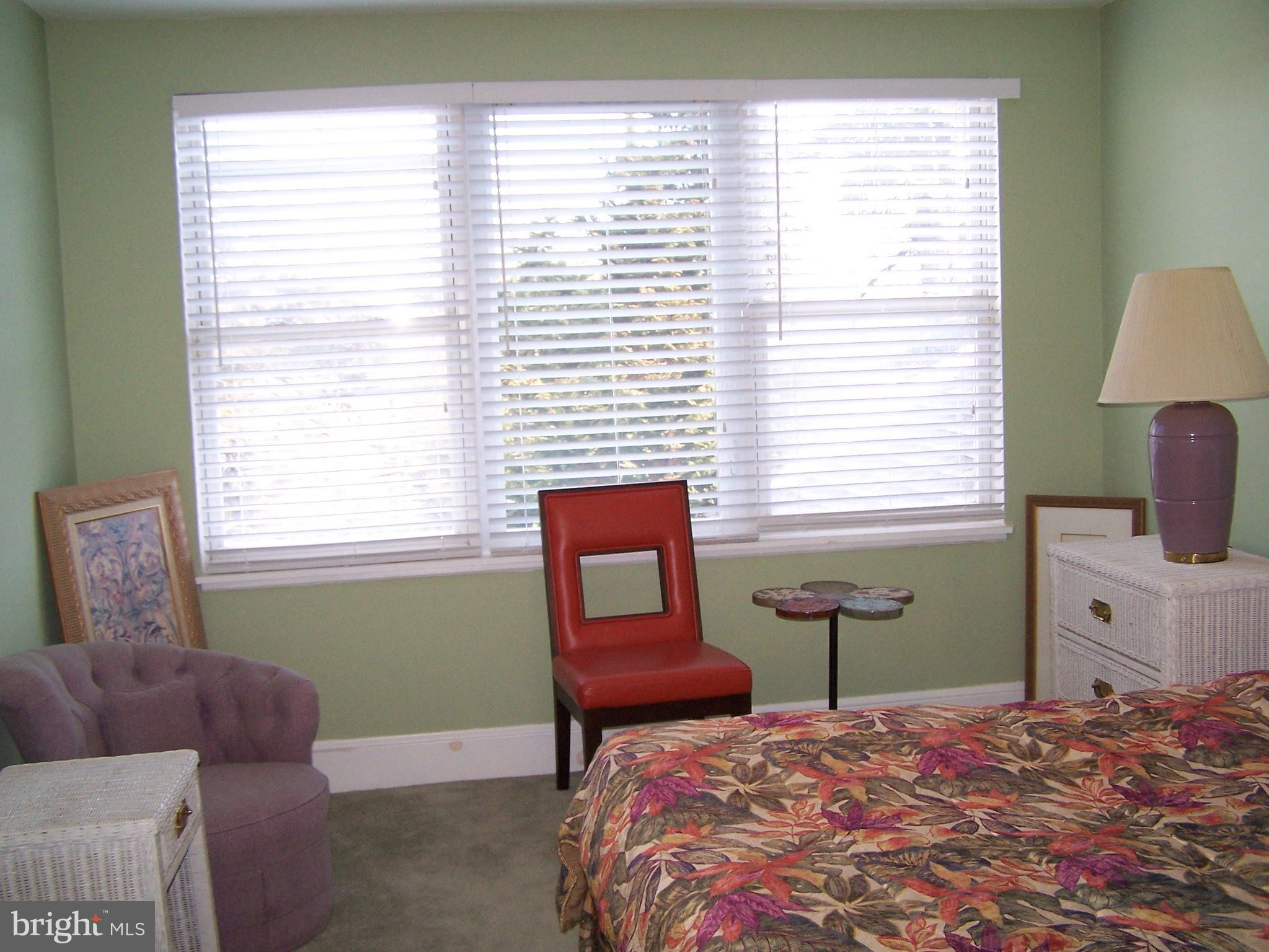 WOODSIDE PARK - Residential Lease