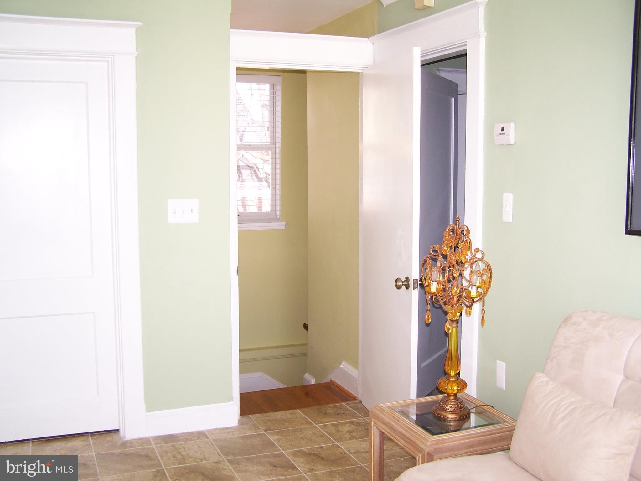 WOODSIDE PARK - Residential Lease