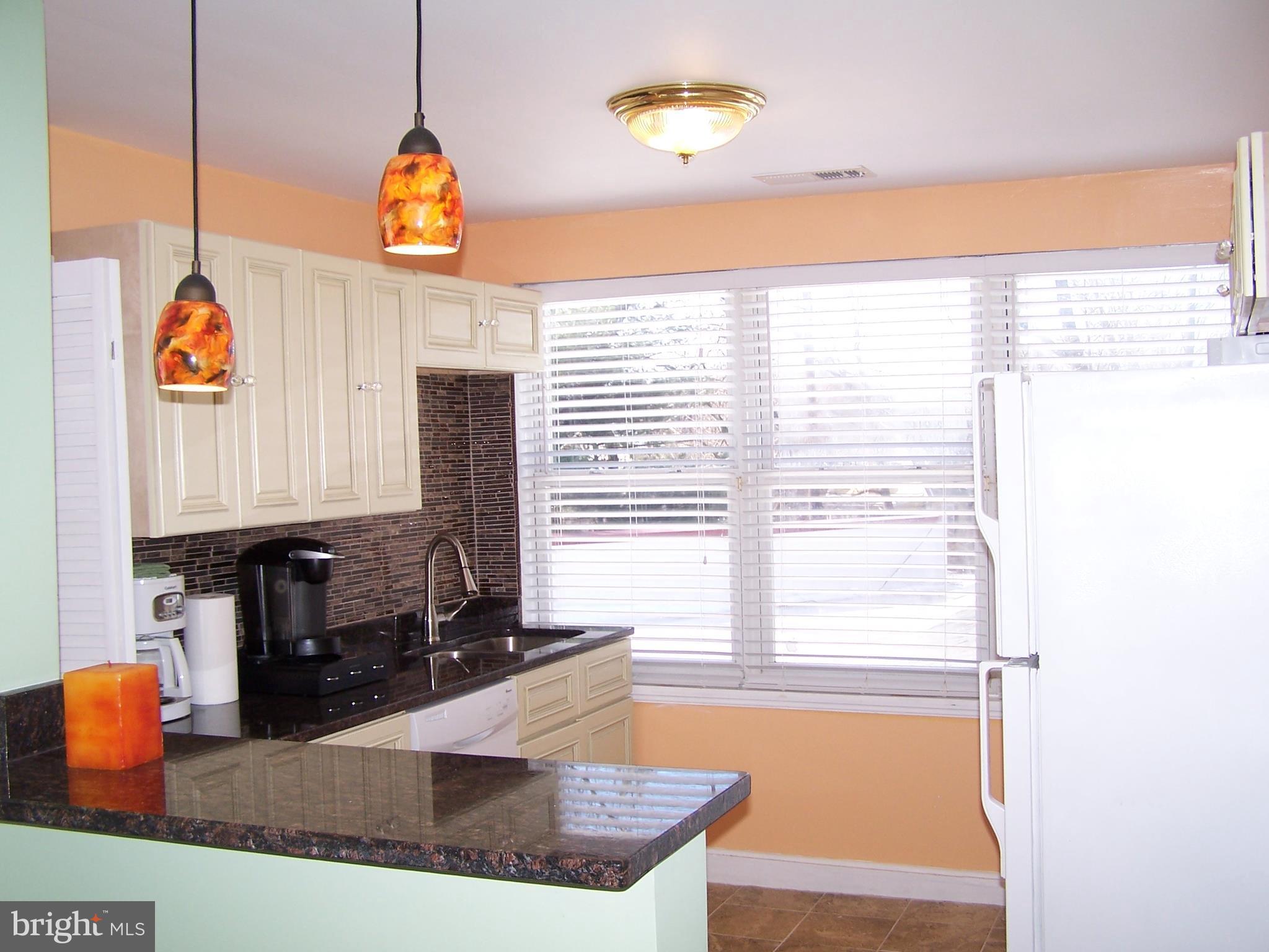 WOODSIDE PARK - Residential Lease