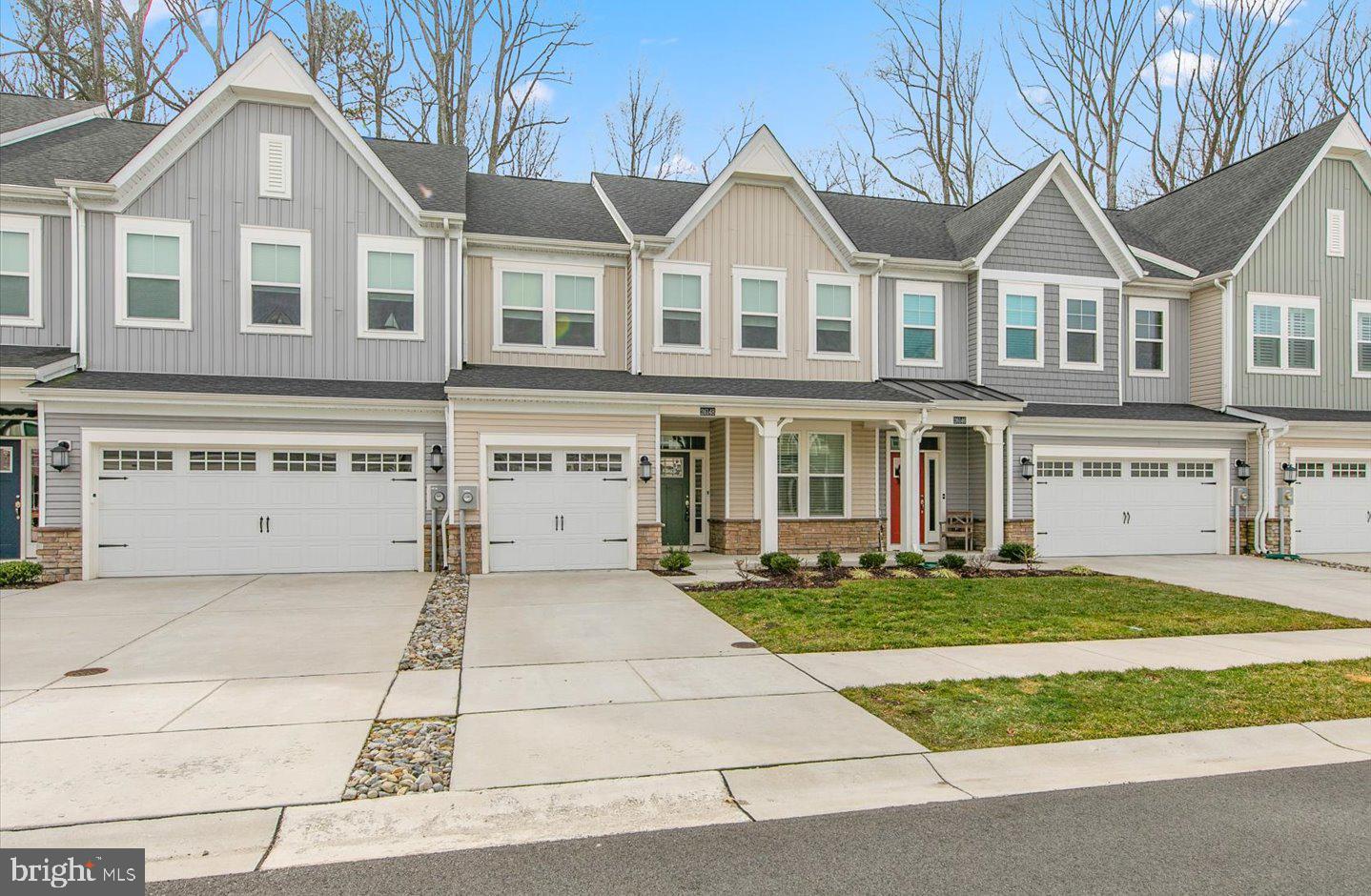 VILLAS AT WALDEN - Residential