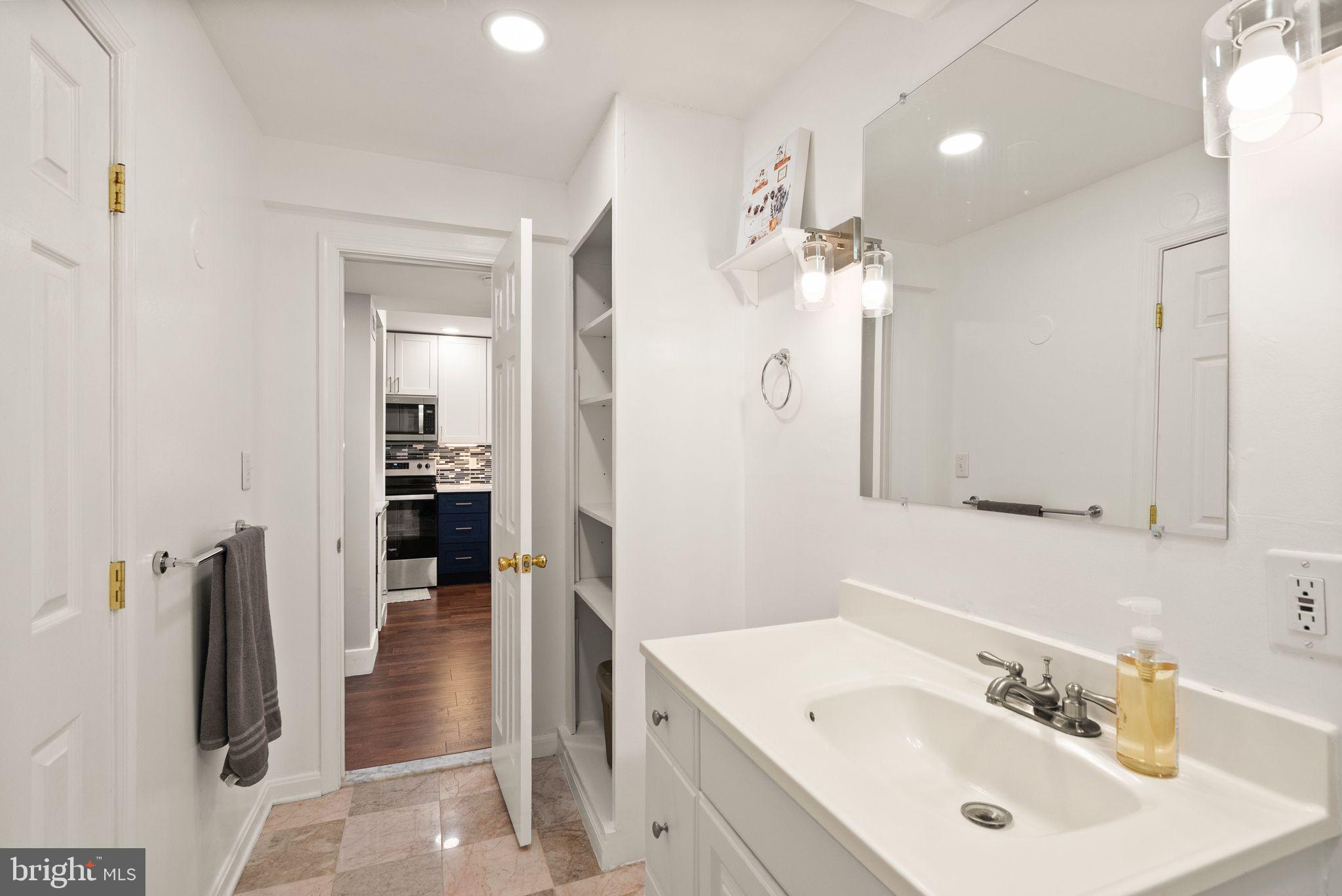 BARCROFT HILLS - Residential Lease