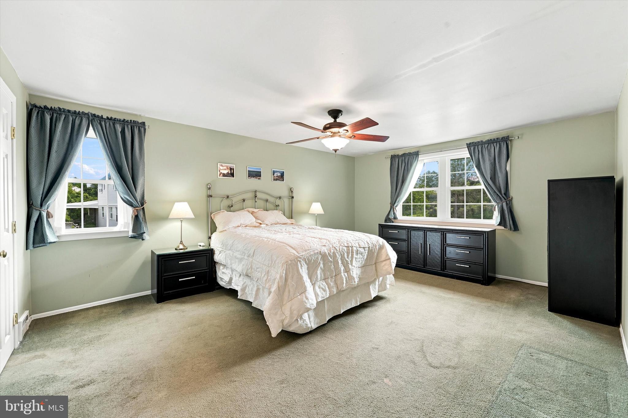 WHITFORD HILLS - Residential