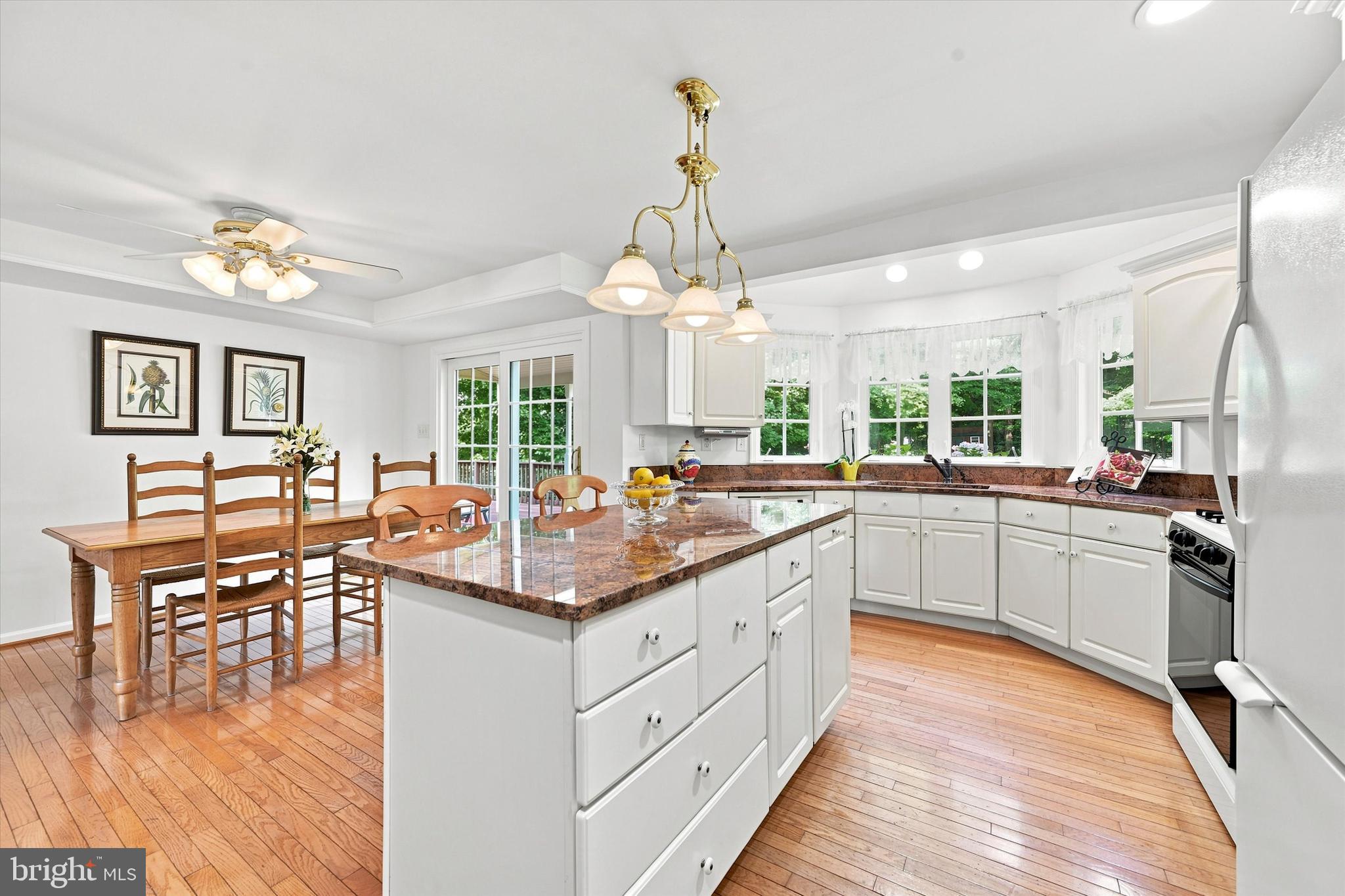 WHITFORD HILLS - Residential