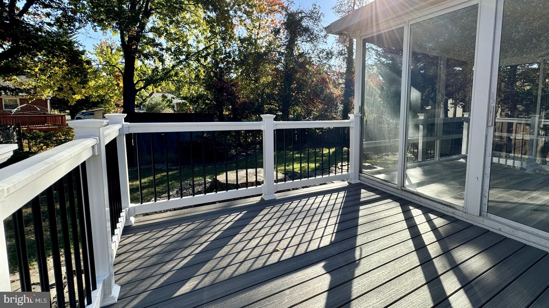 BROYHILL PARK - Residential Lease