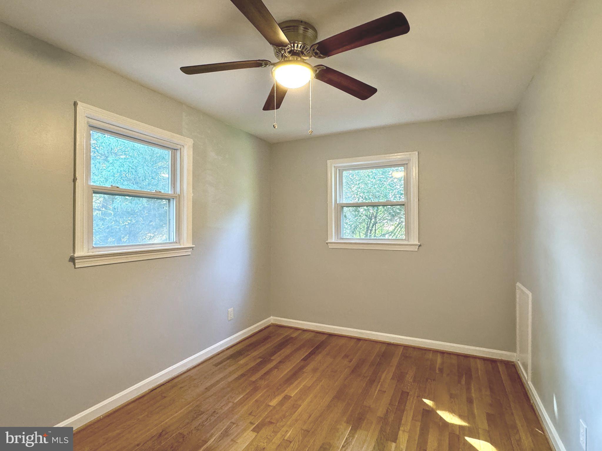 BROYHILL PARK - Residential Lease