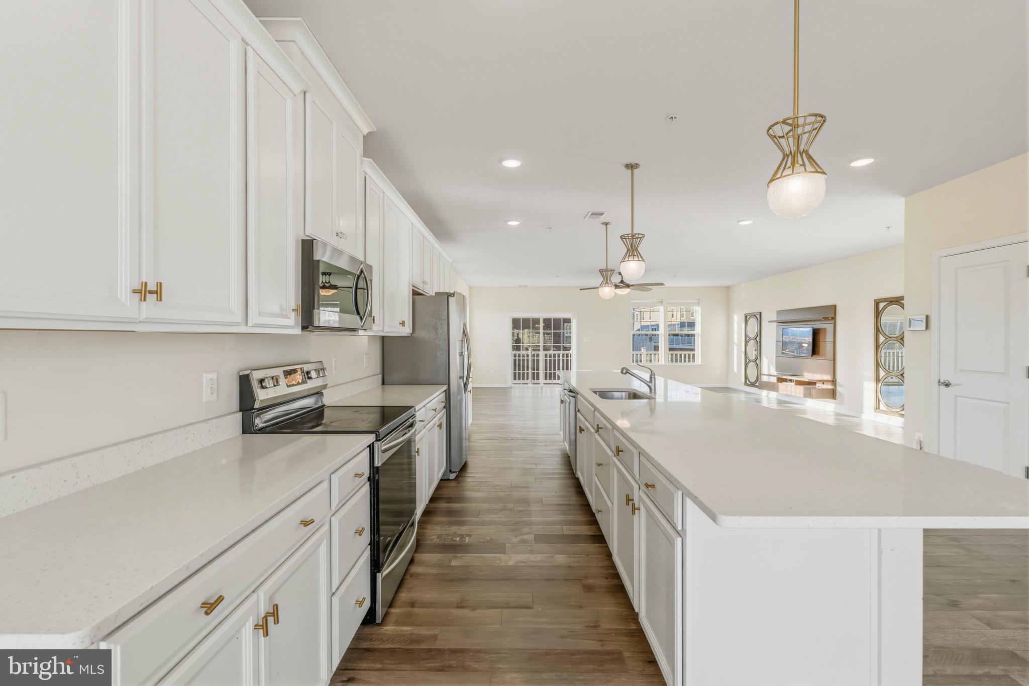 PARKSIDE - Residential