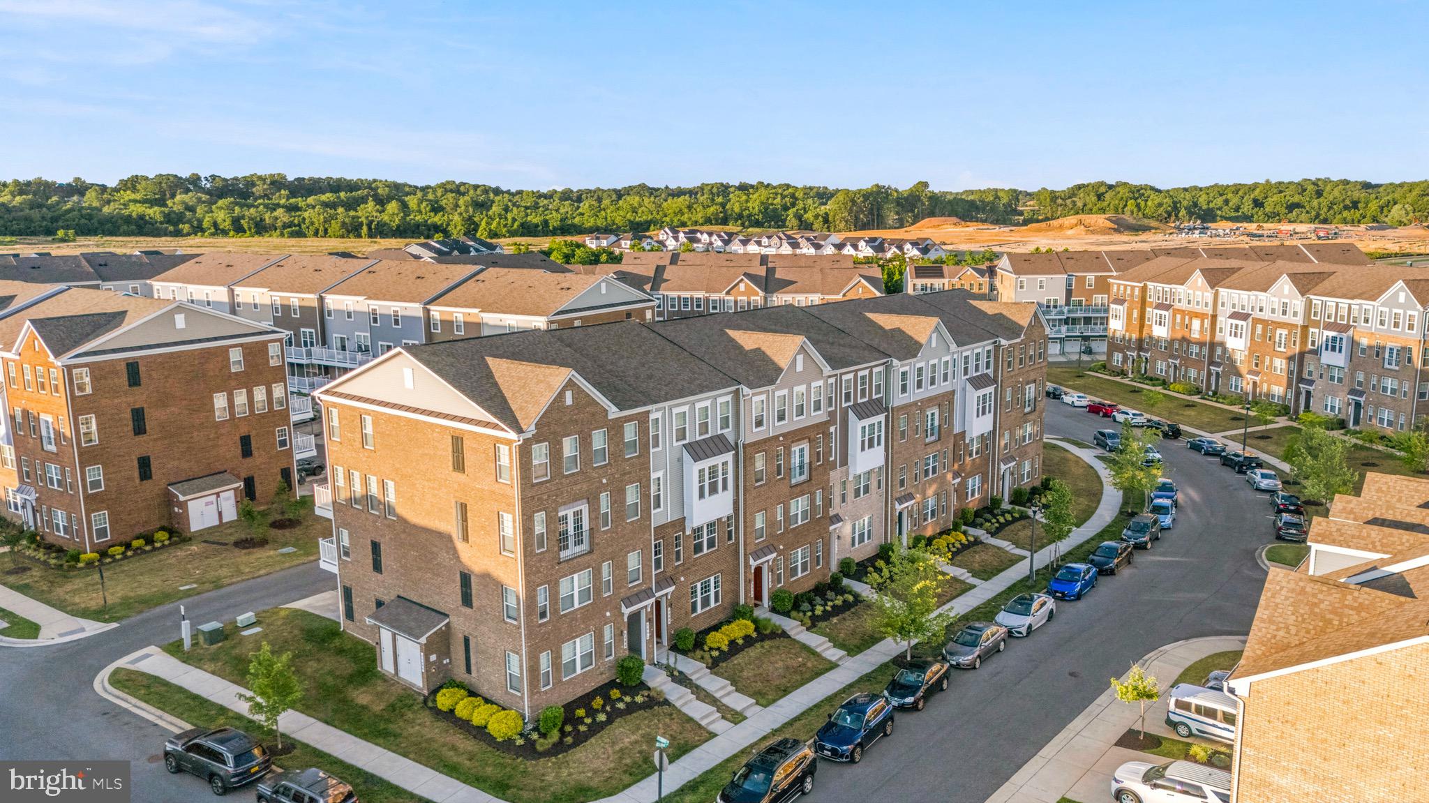 PARKSIDE - Residential