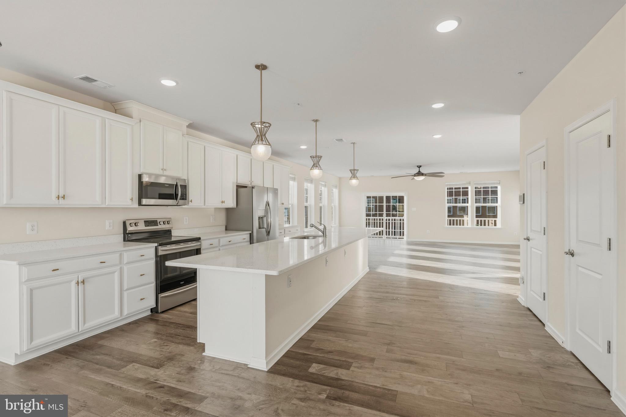 PARKSIDE - Residential