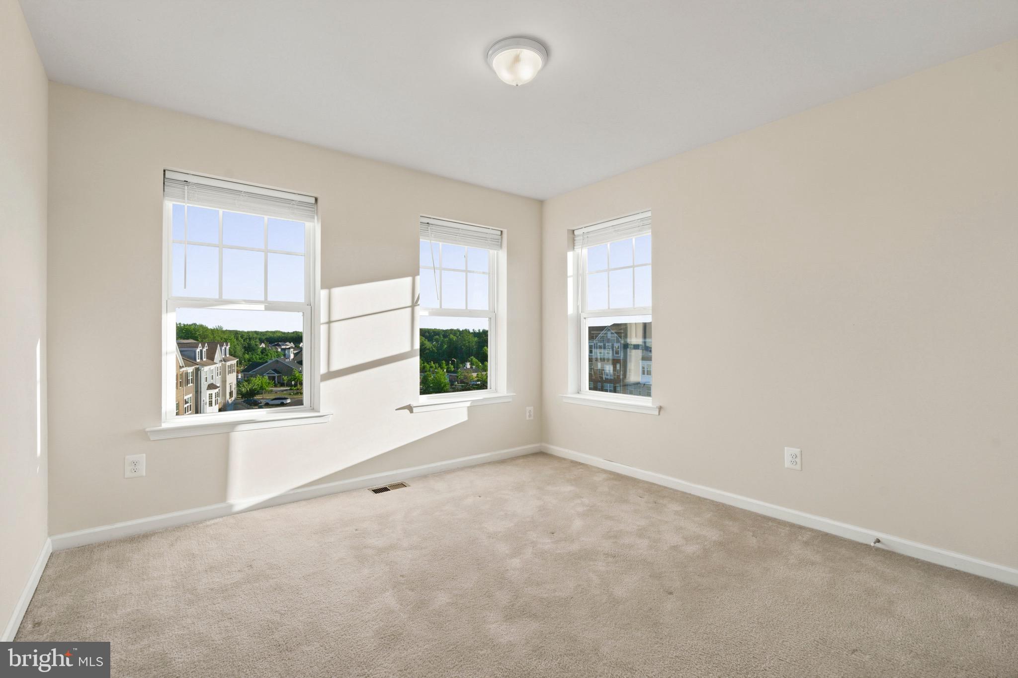 PARKSIDE - Residential