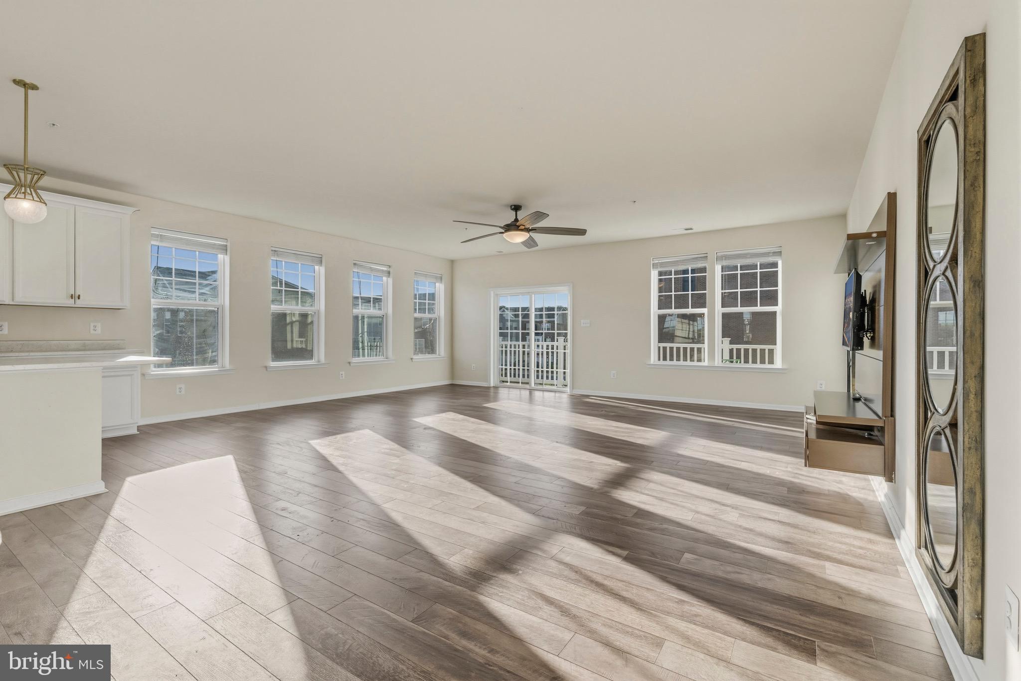 PARKSIDE - Residential