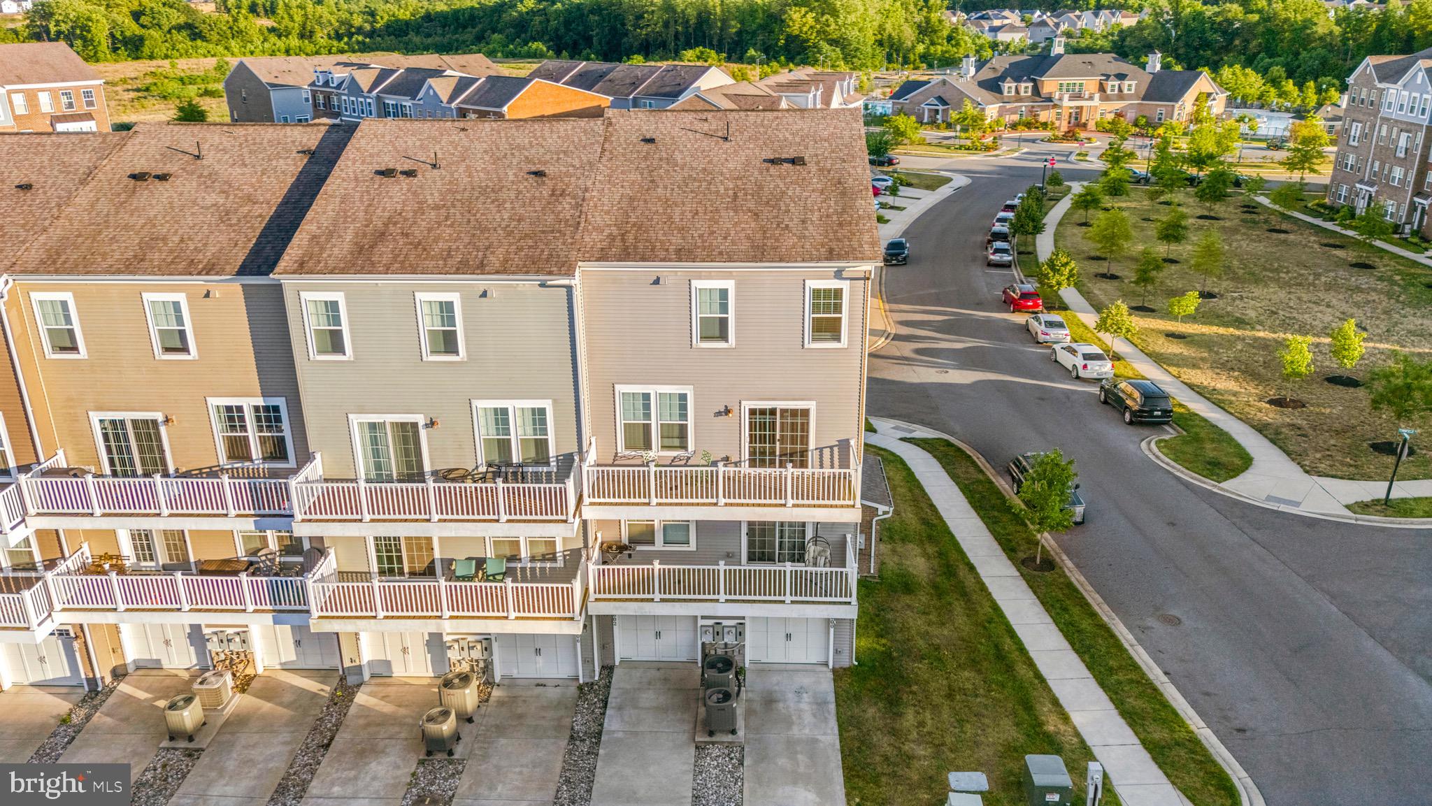 PARKSIDE - Residential