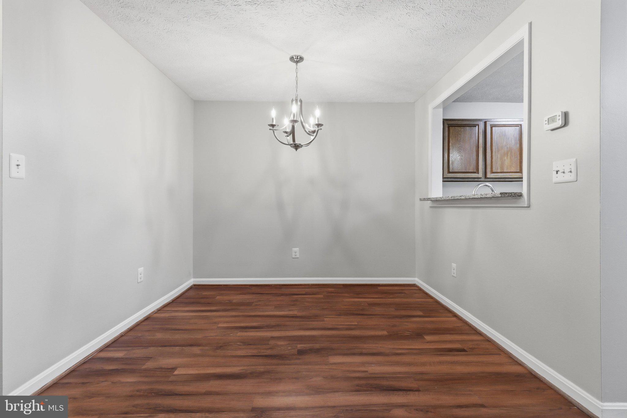 WILLOW POINT - Residential