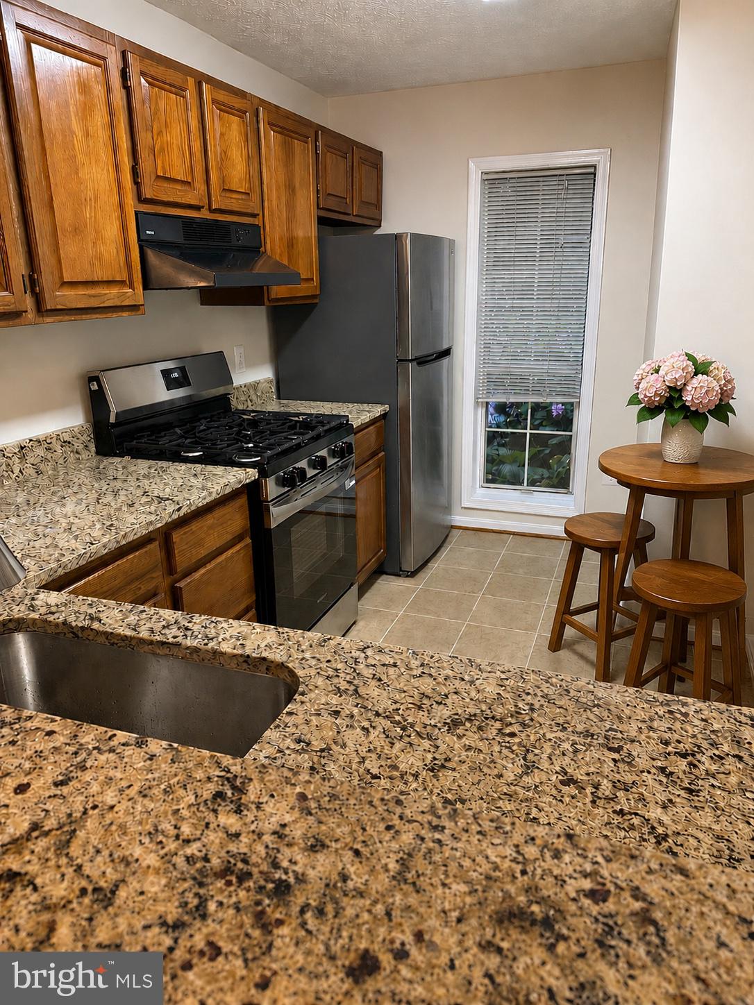 WILLOW POINT - Residential