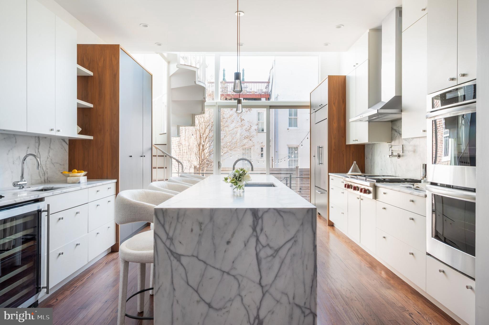 DUPONT CIRCLE - Residential