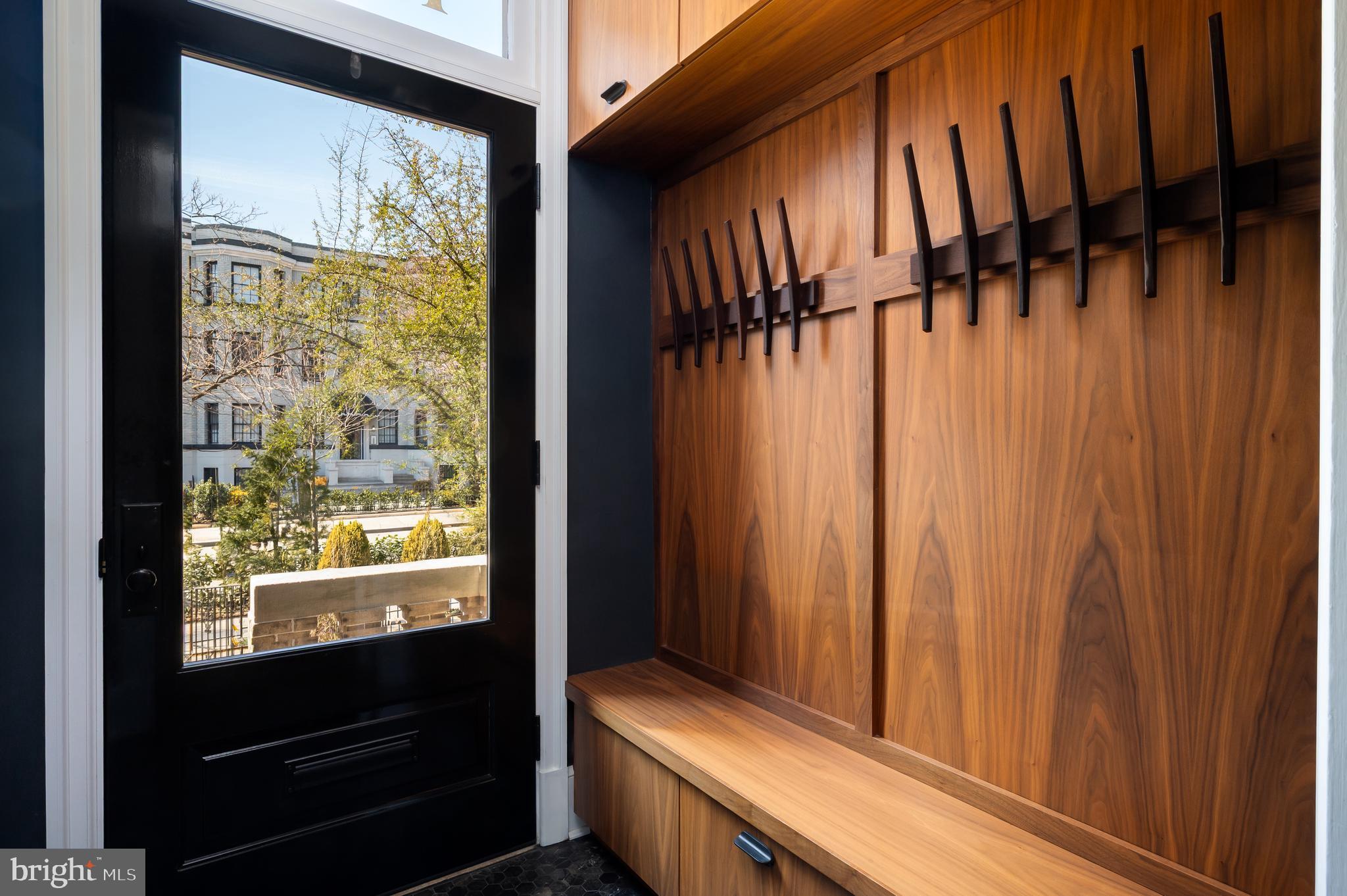 DUPONT CIRCLE - Residential