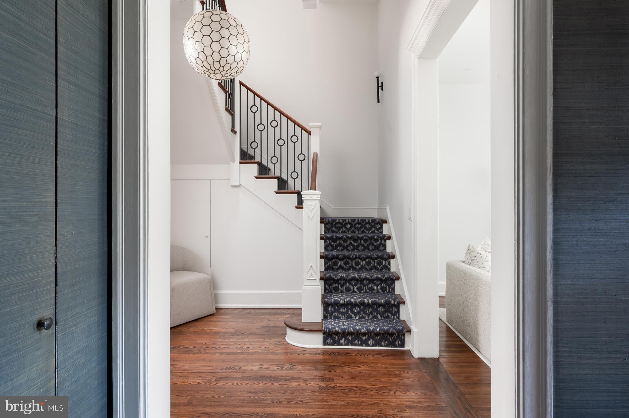 DUPONT CIRCLE - Residential