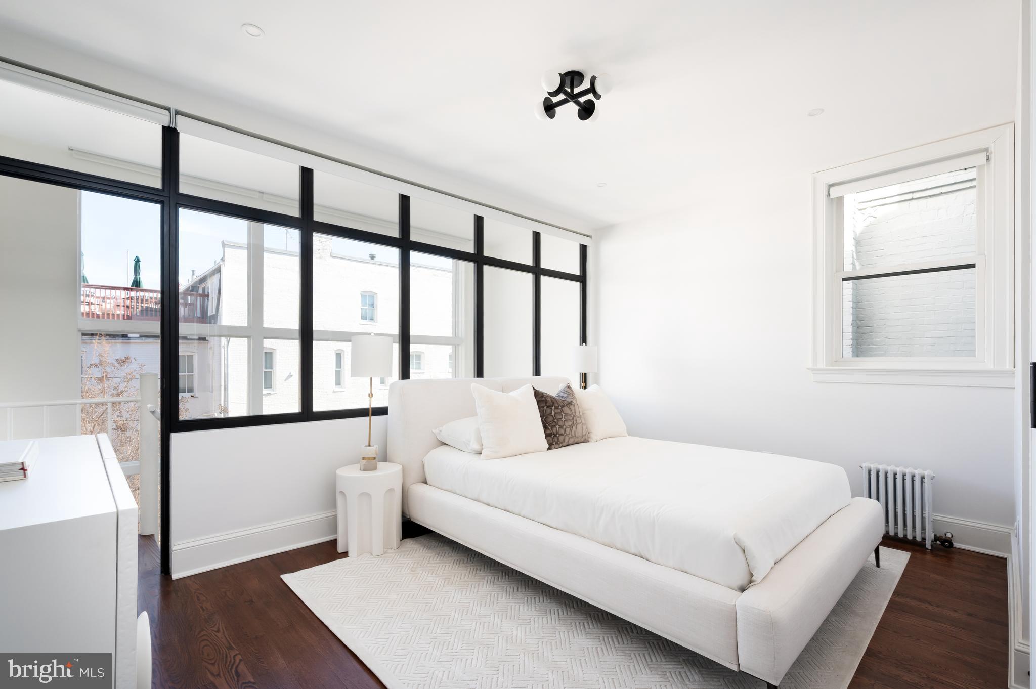DUPONT CIRCLE - Residential