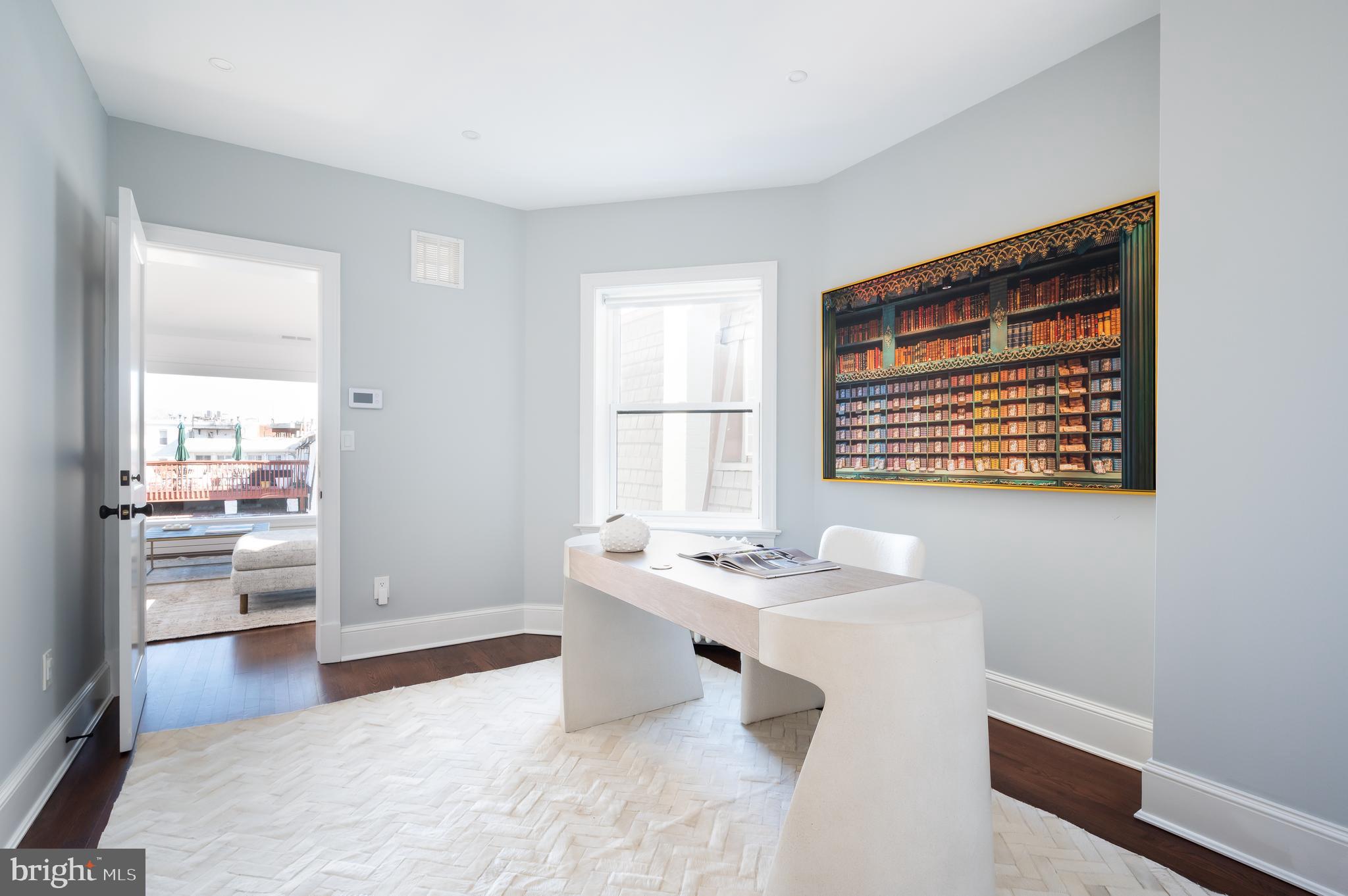 DUPONT CIRCLE - Residential