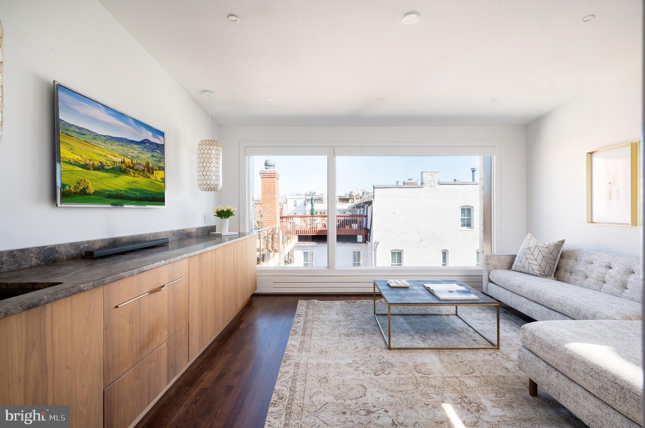 DUPONT CIRCLE - Residential