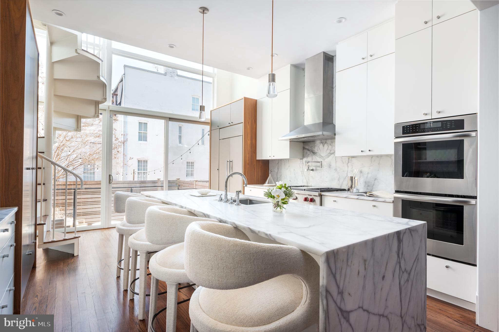 DUPONT CIRCLE - Residential