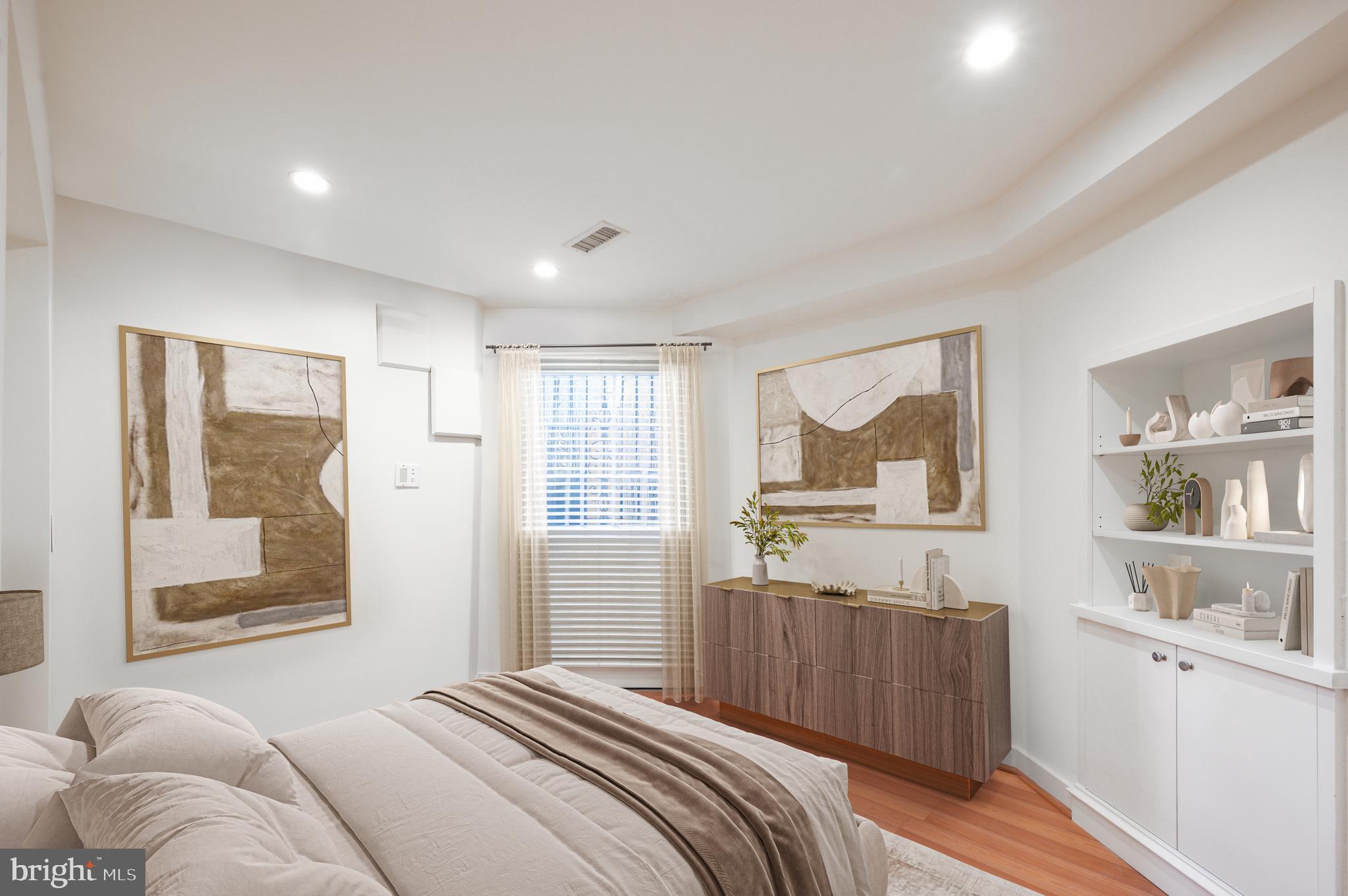 DUPONT CIRCLE - Residential