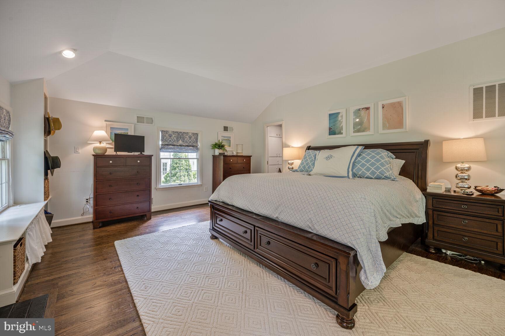 WESTMORELAND HILLS - Residential