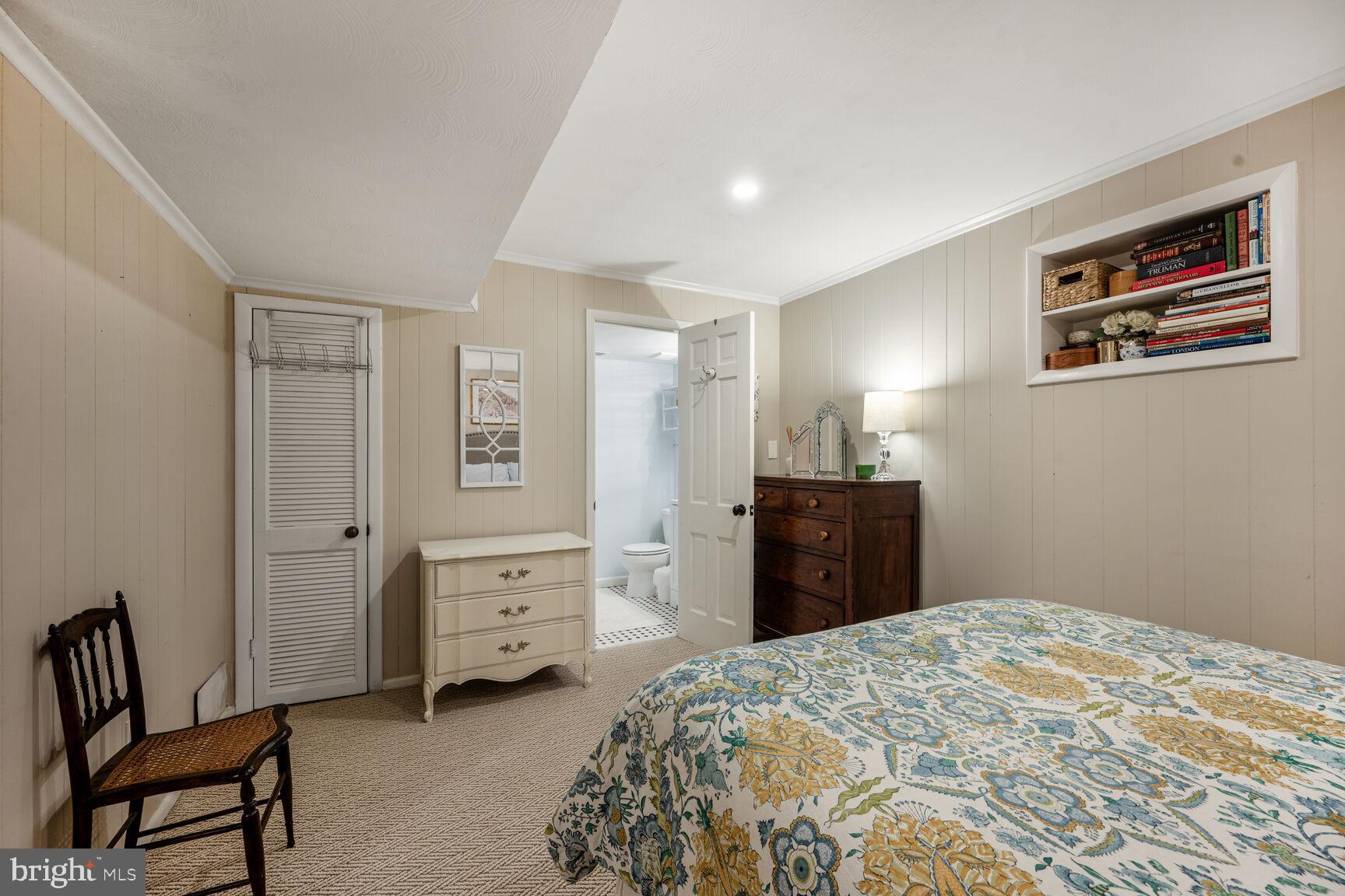 WESTMORELAND HILLS - Residential