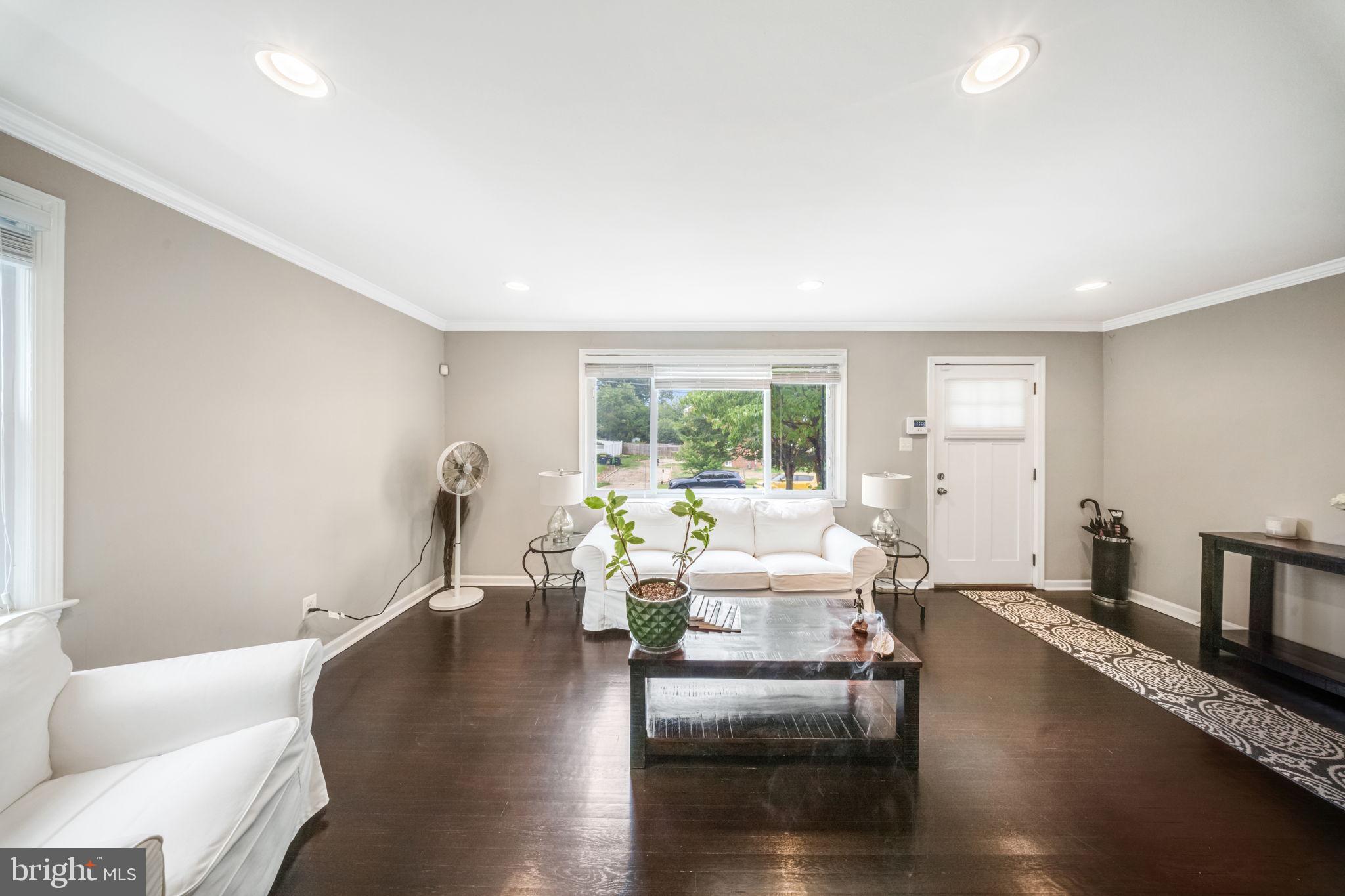 HILLCREST HEIGHTS - Residential