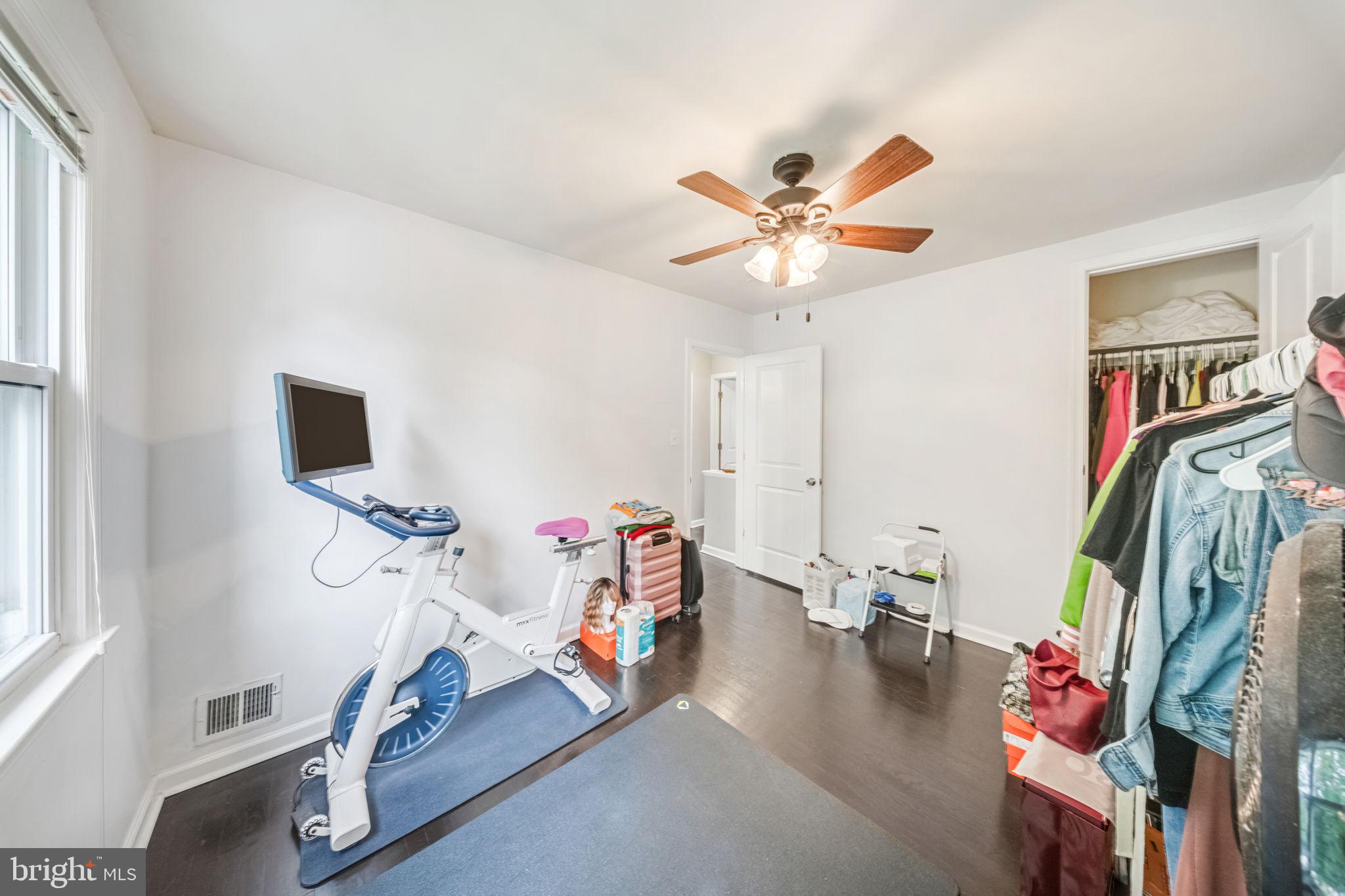 HILLCREST HEIGHTS - Residential